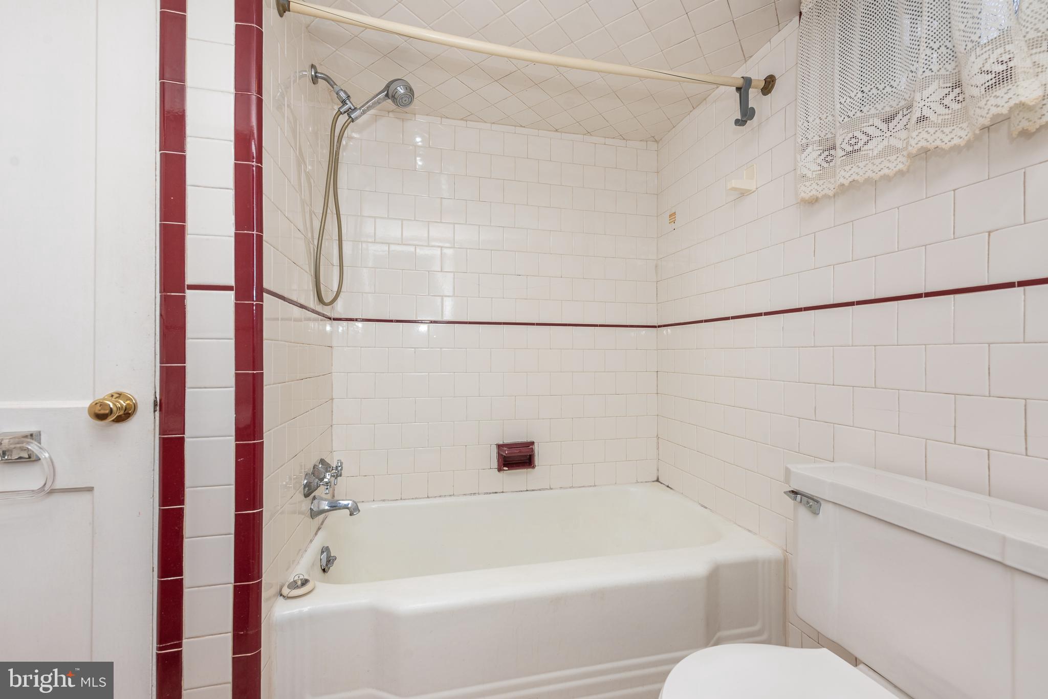 LOCH RAVEN VILLAGE - Residential Income