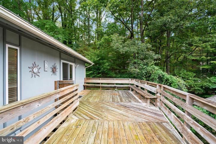 LAKE RIDGE - Residential Lease