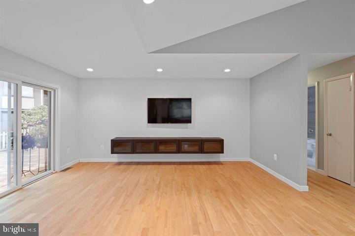 LAKE RIDGE - Residential Lease