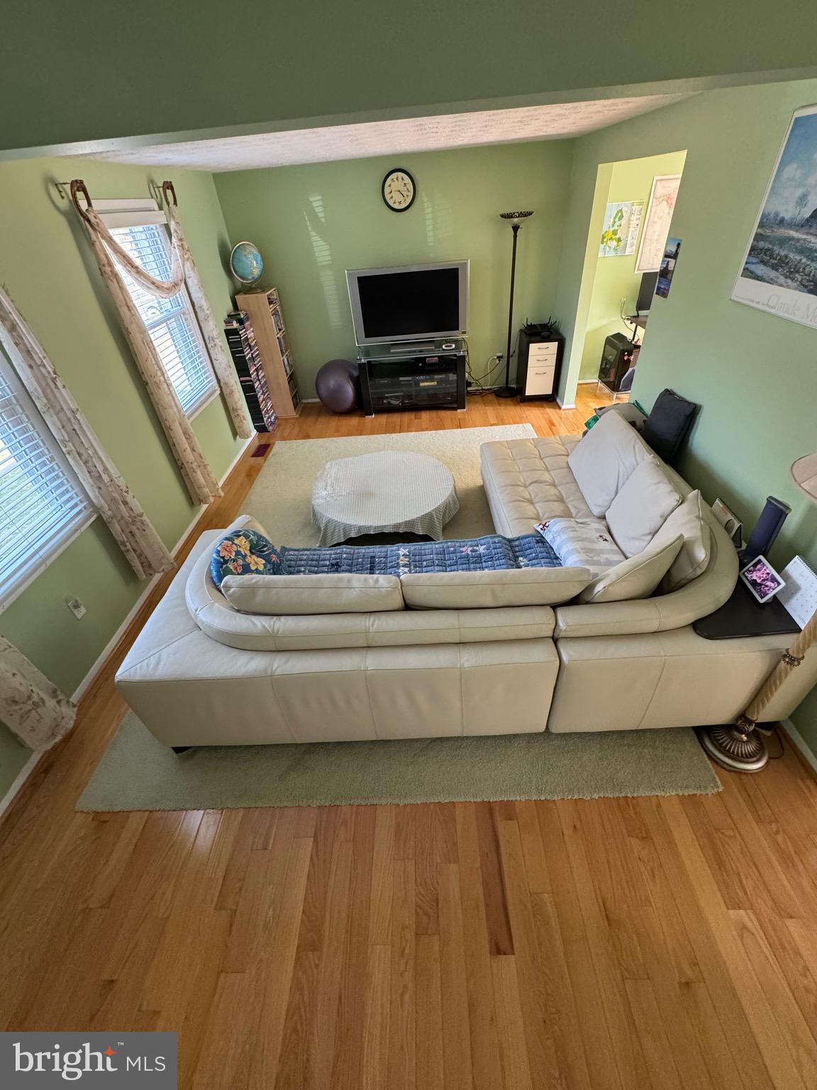 1150 KETTLE POND LANE