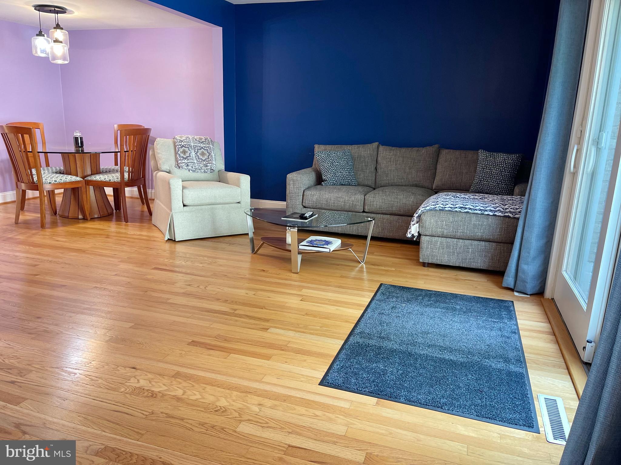 246 COMMONS DRIVE NW