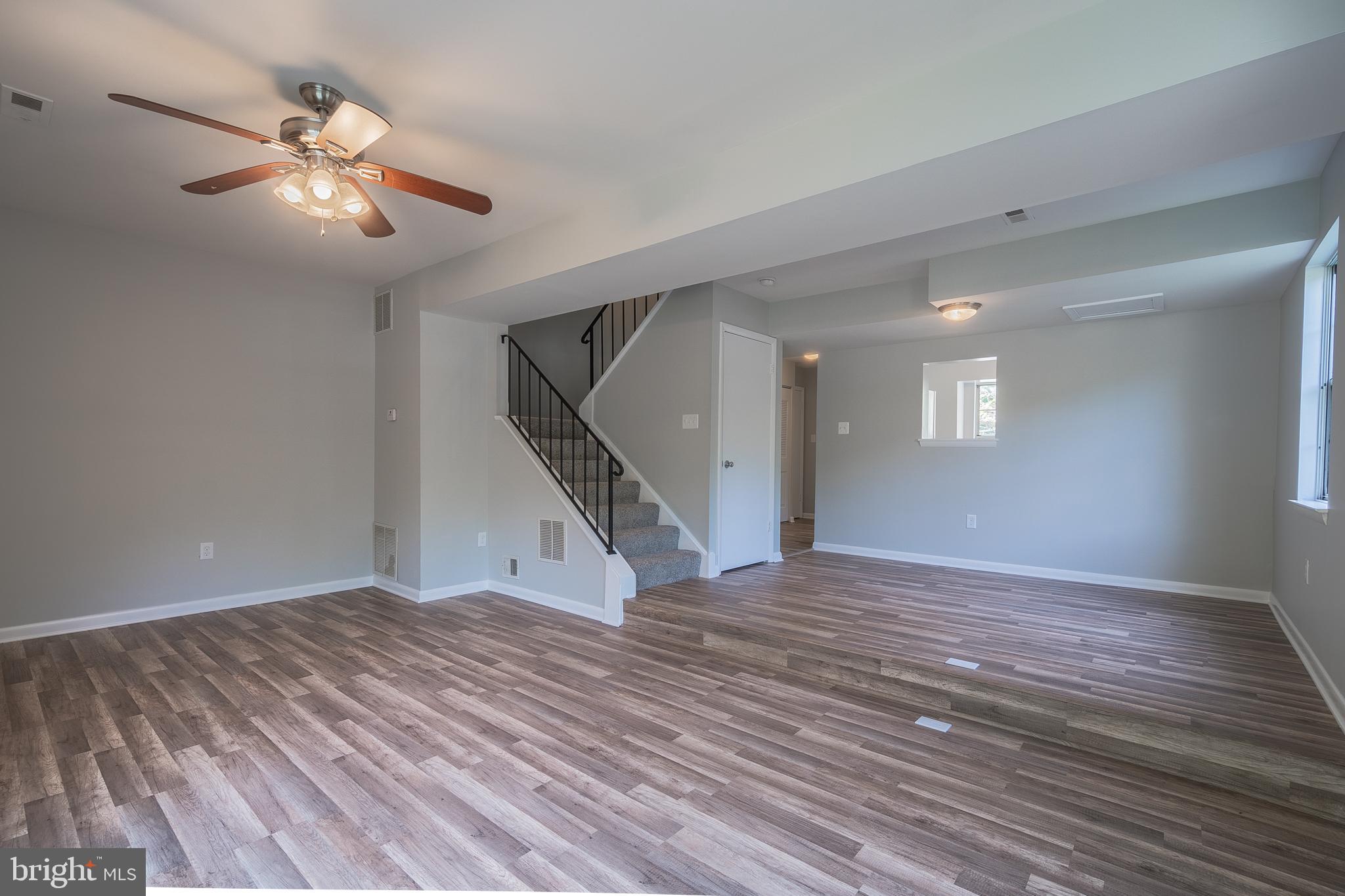 DALE CITY - Residential