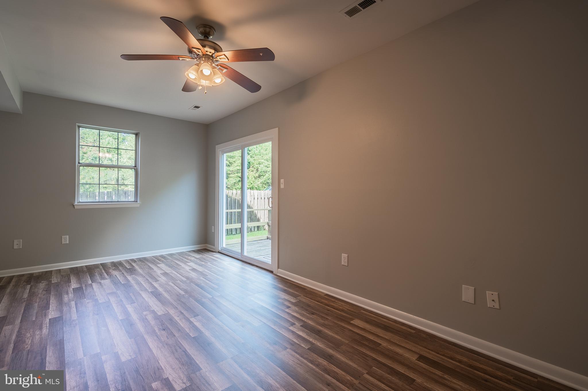 DALE CITY - Residential