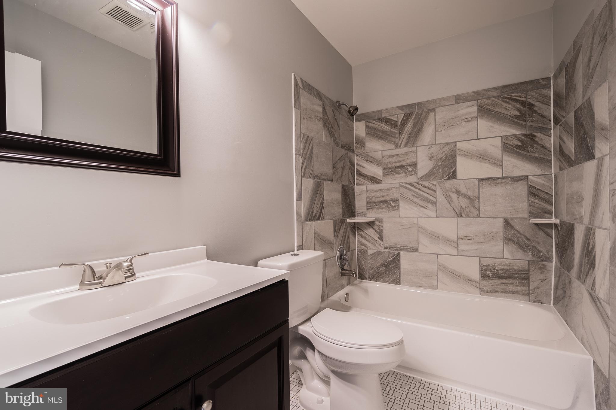 DALE CITY - Residential