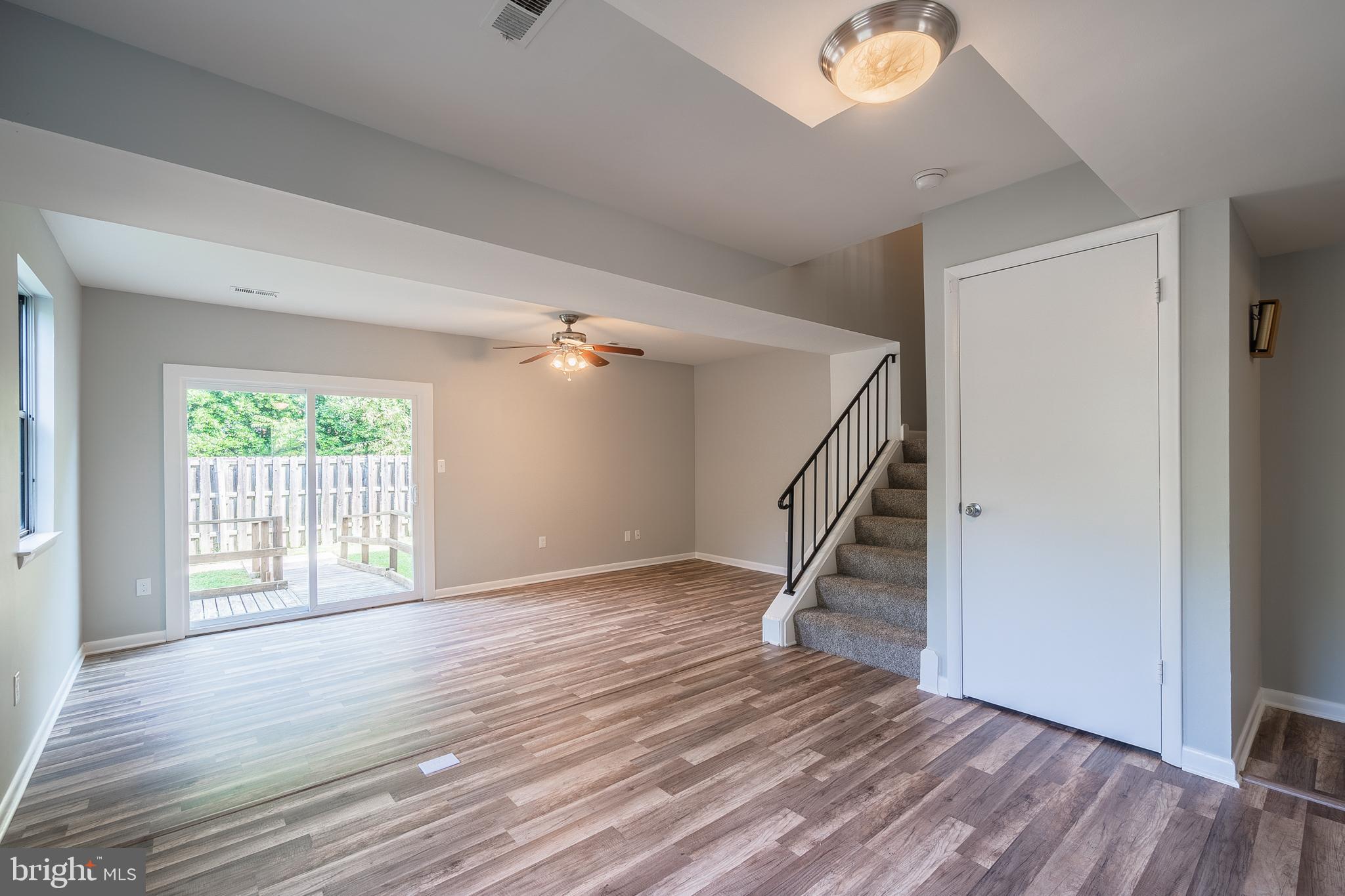 DALE CITY - Residential