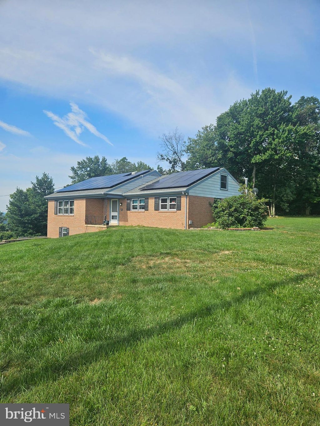 Photo of 332 Indian Head Road, COLUMBIA, PA 17512 (MLS # PALA2094512)