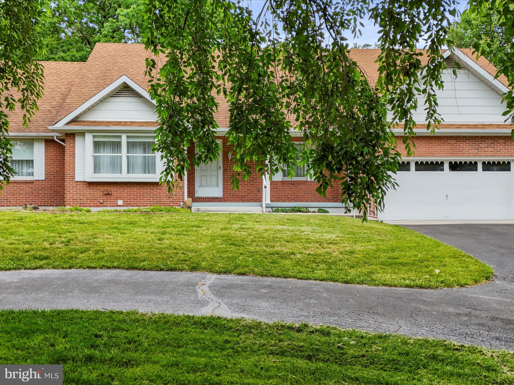 LYNNWOOD - Residential