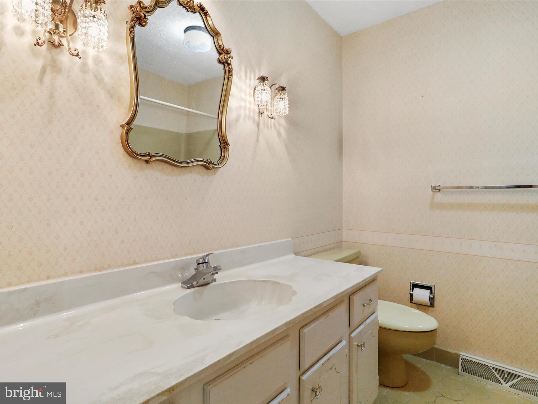 LYNNWOOD - Residential