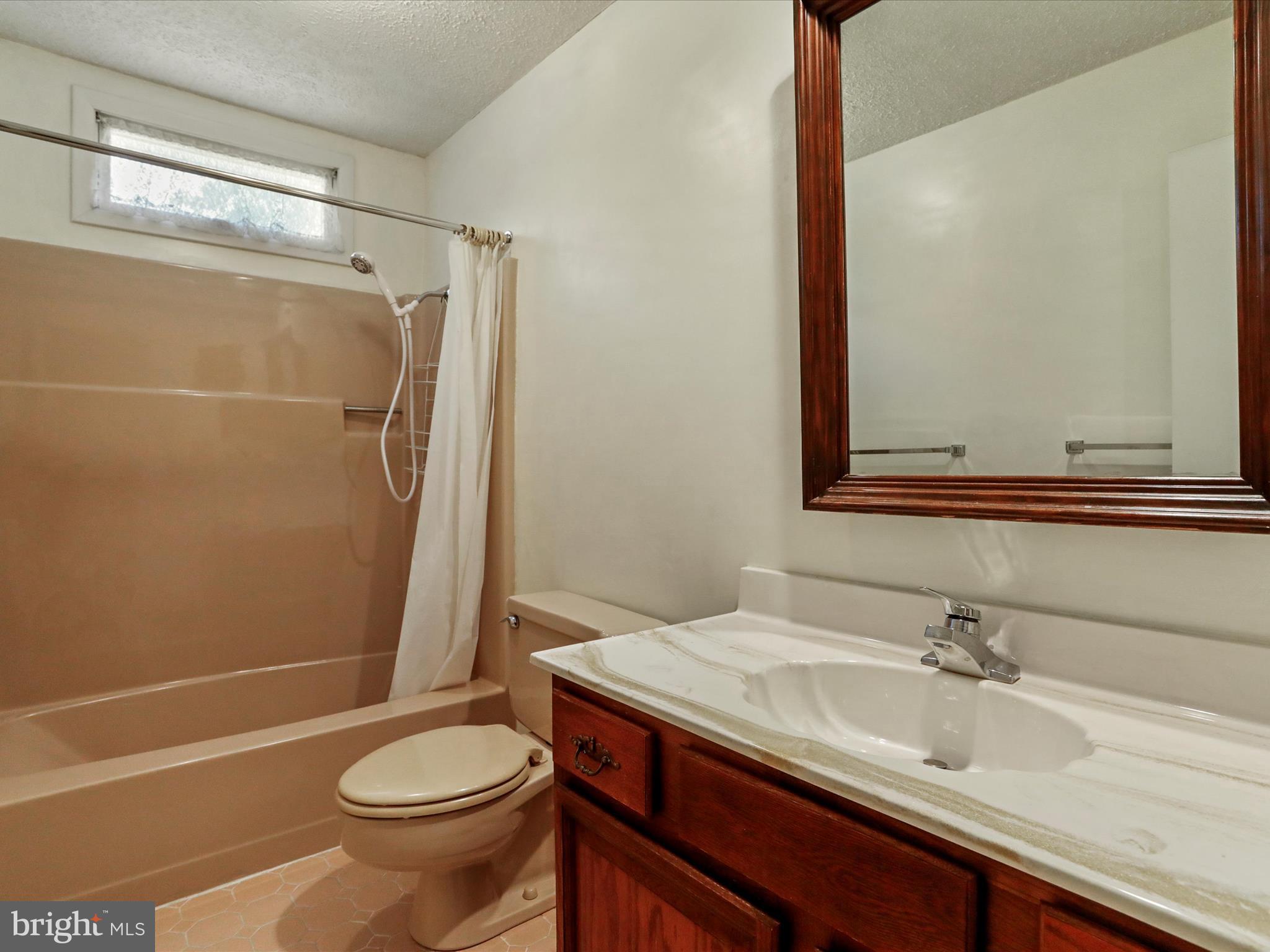 LYNNWOOD - Residential