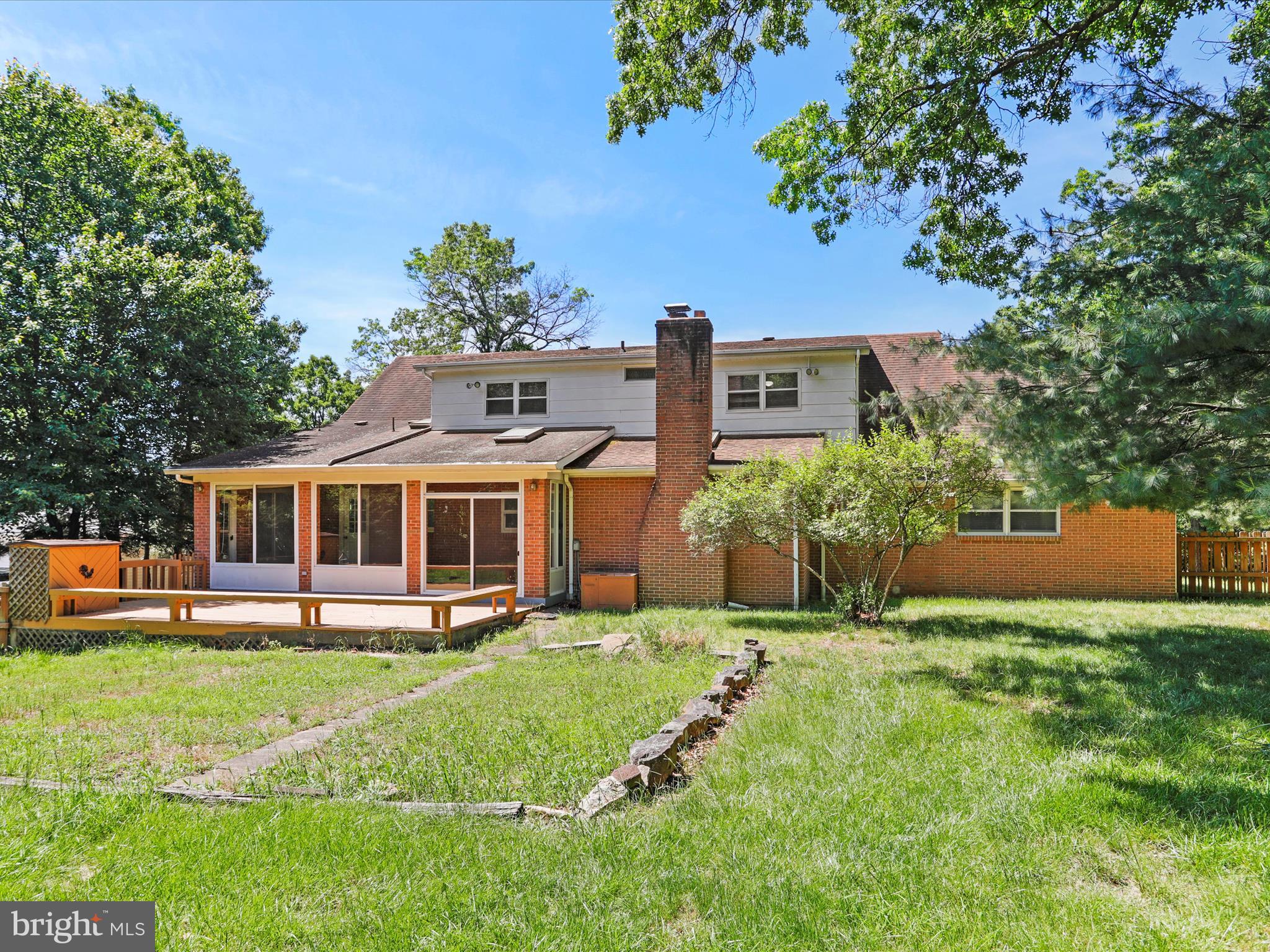 LYNNWOOD - Residential