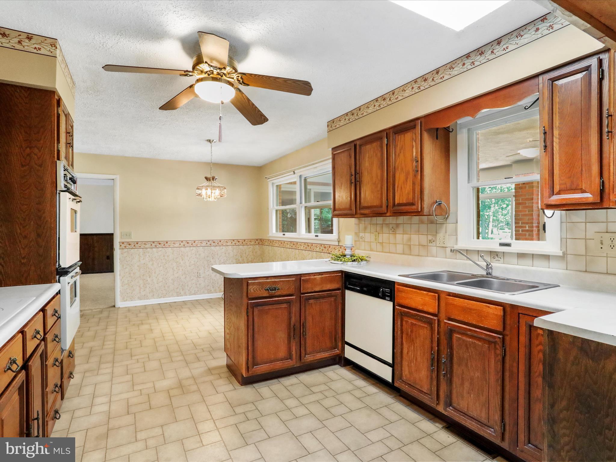 LYNNWOOD - Residential