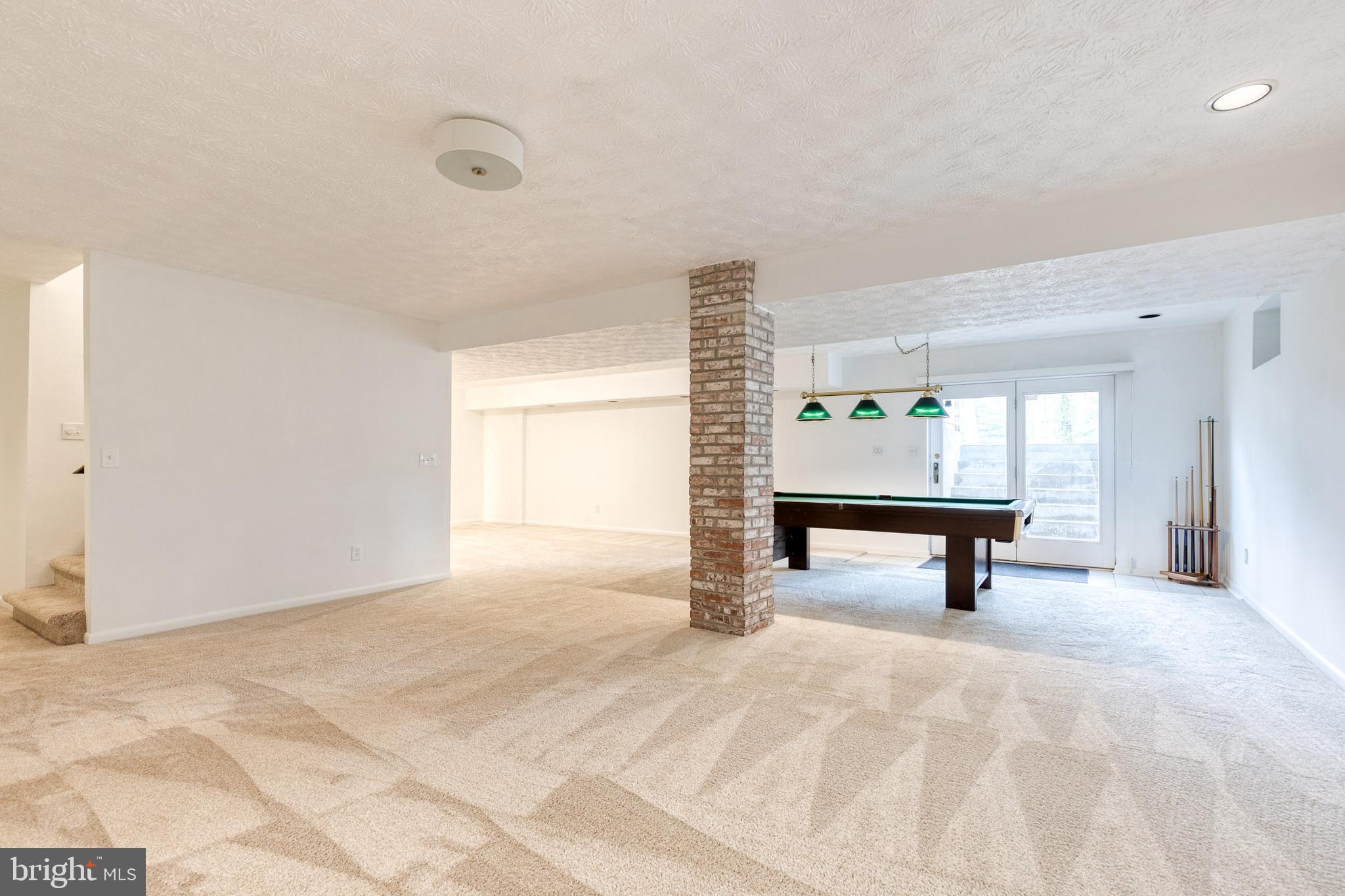 FOREST HILL - Residential