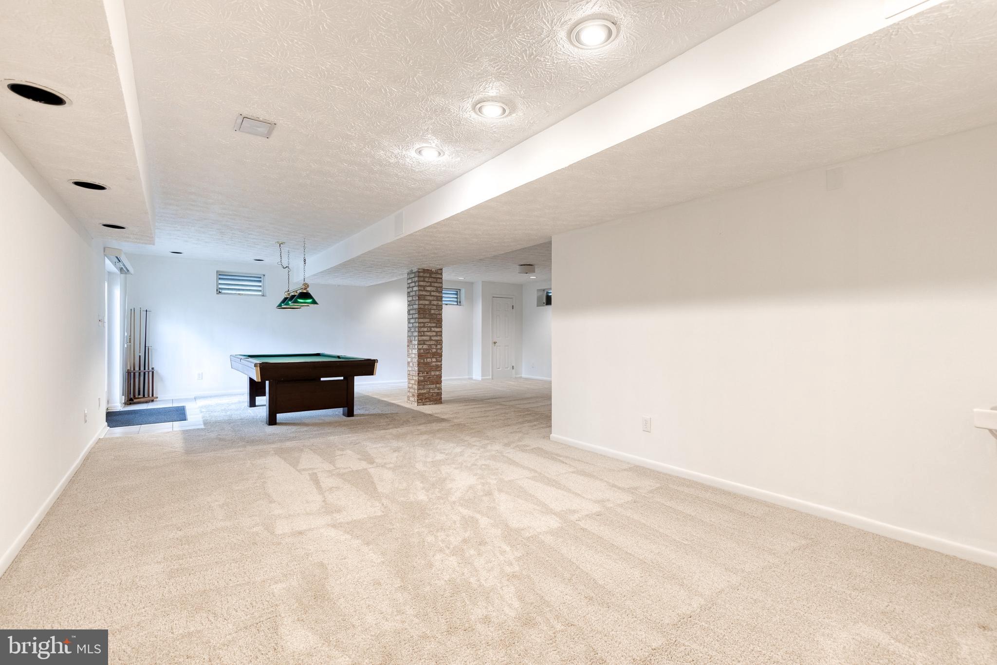 FOREST HILL - Residential