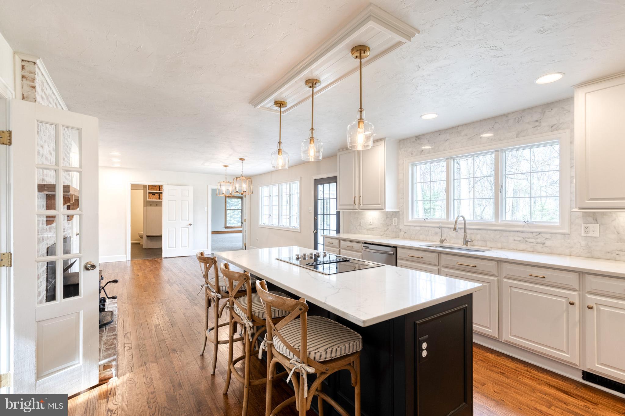 FOREST HILL - Residential