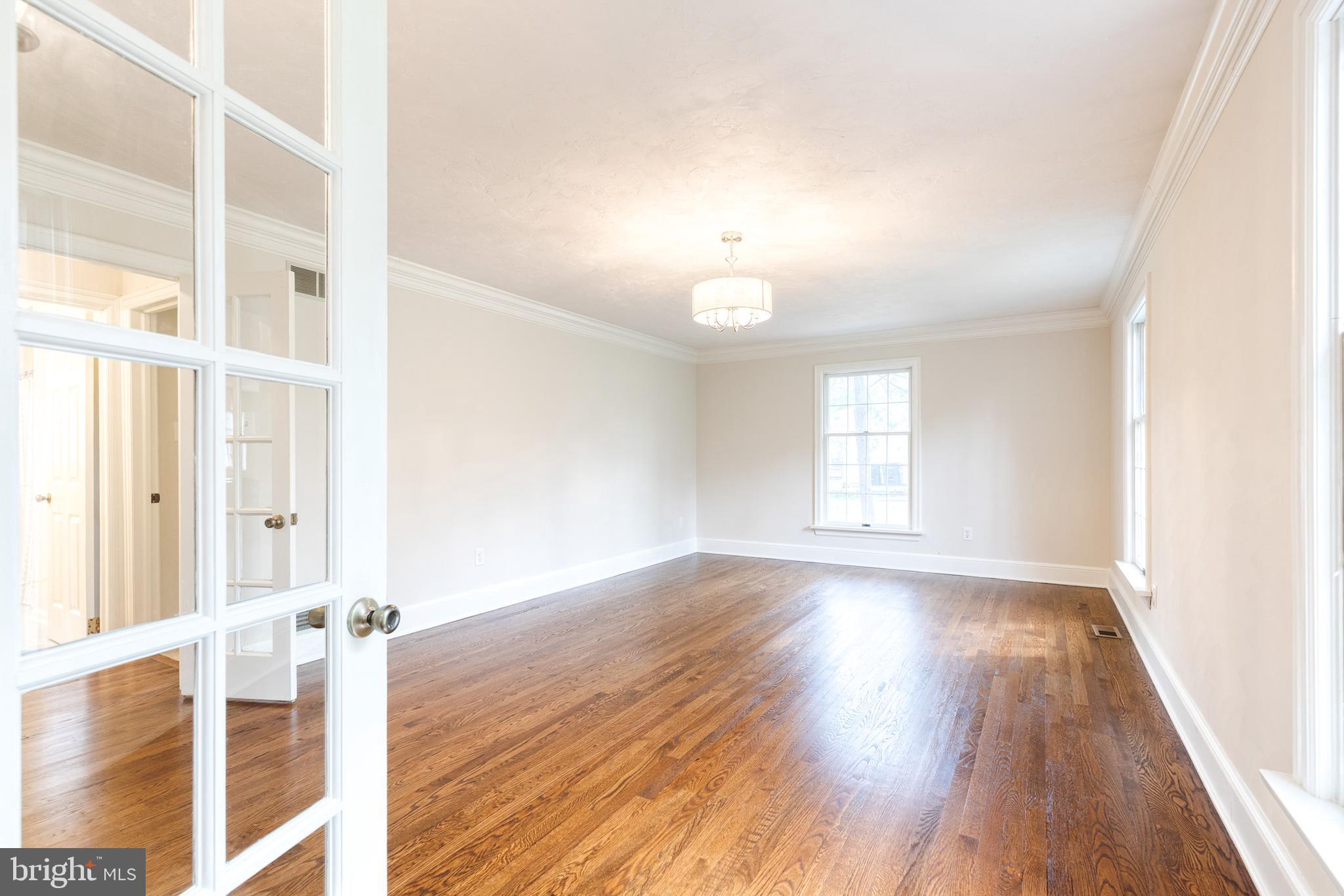 FOREST HILL - Residential