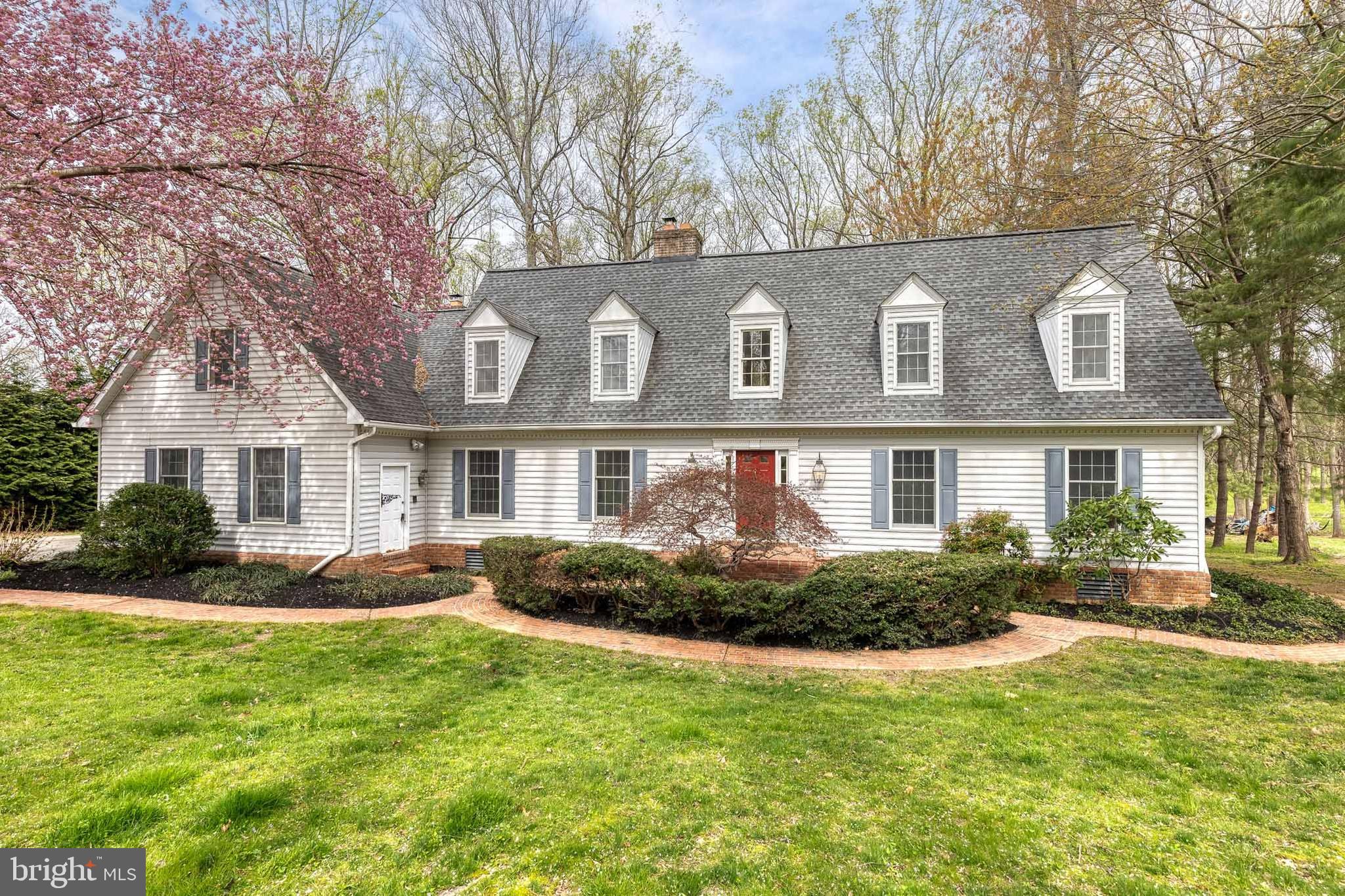 1216 BONAIRE ROAD