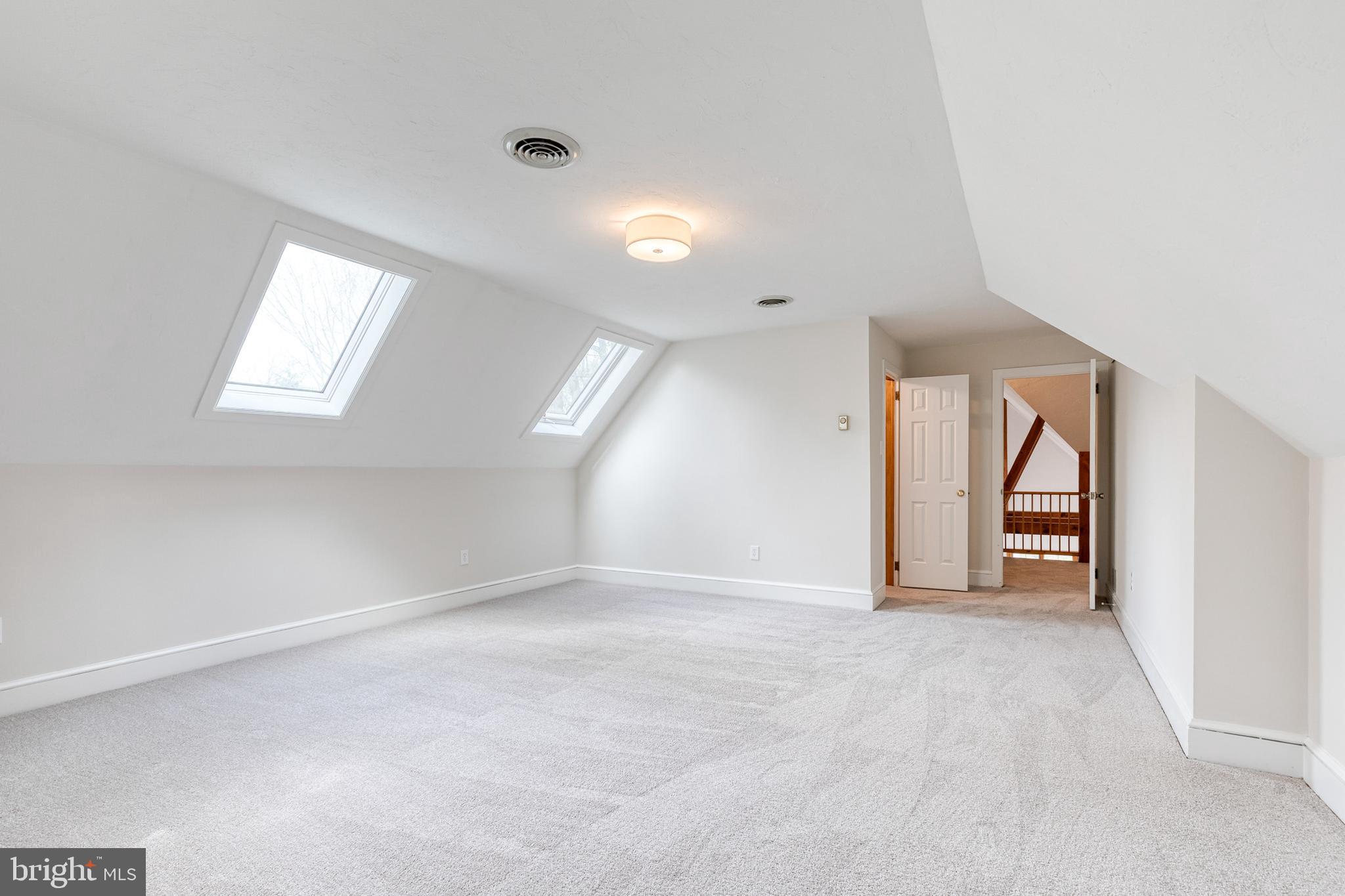 FOREST HILL - Residential