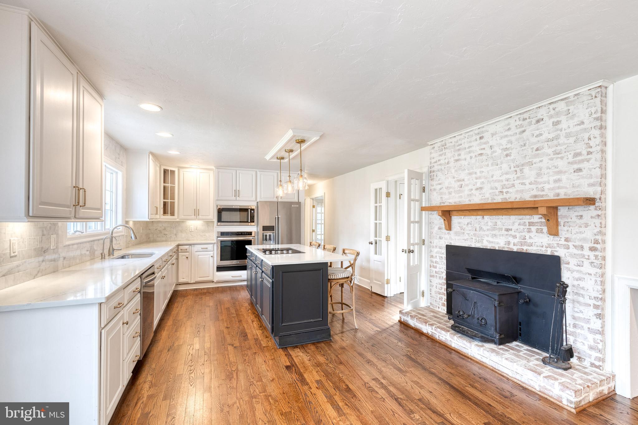 FOREST HILL - Residential