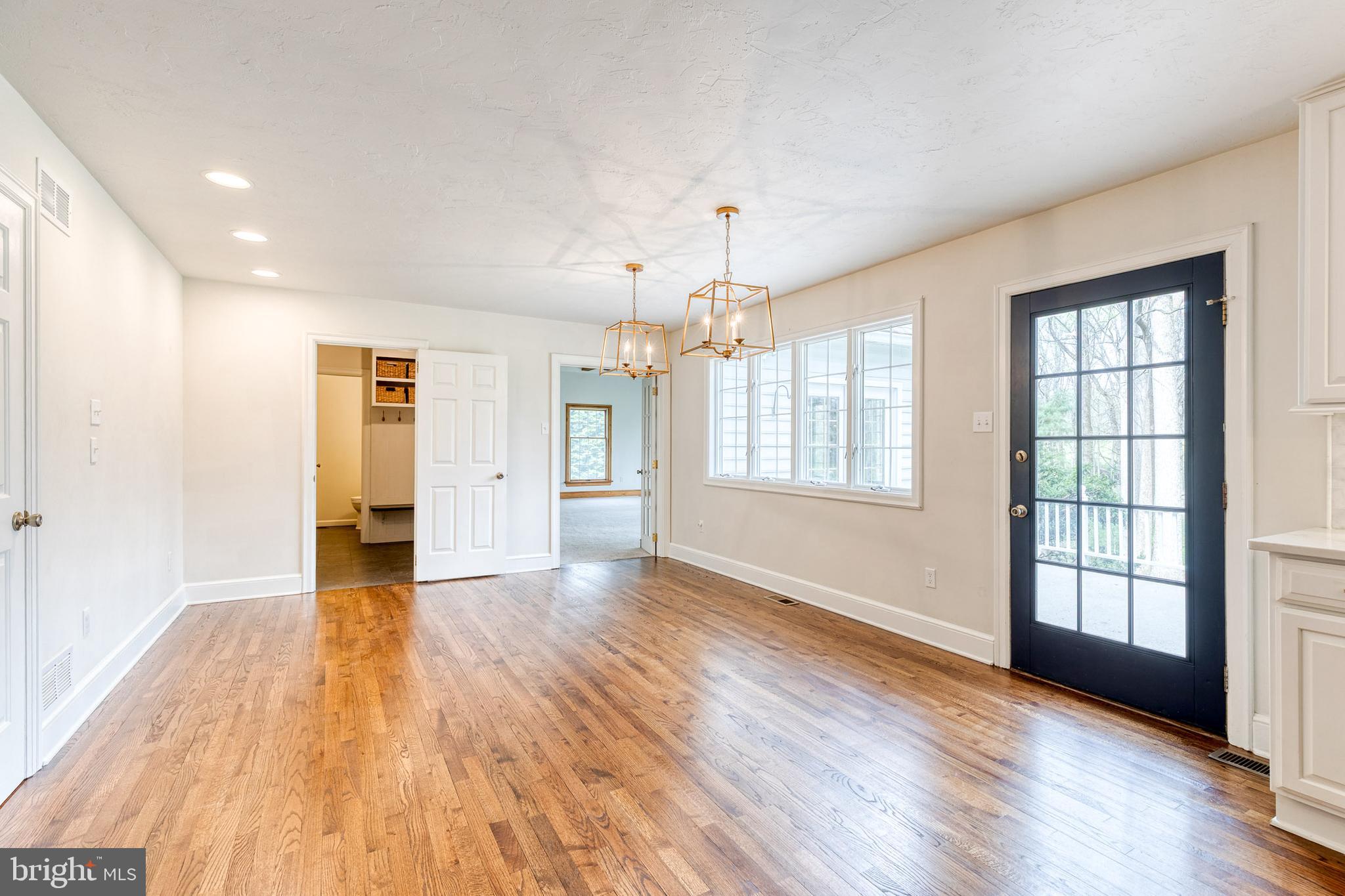 FOREST HILL - Residential
