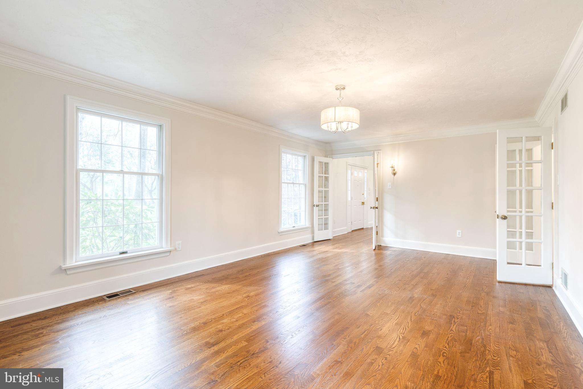 FOREST HILL - Residential