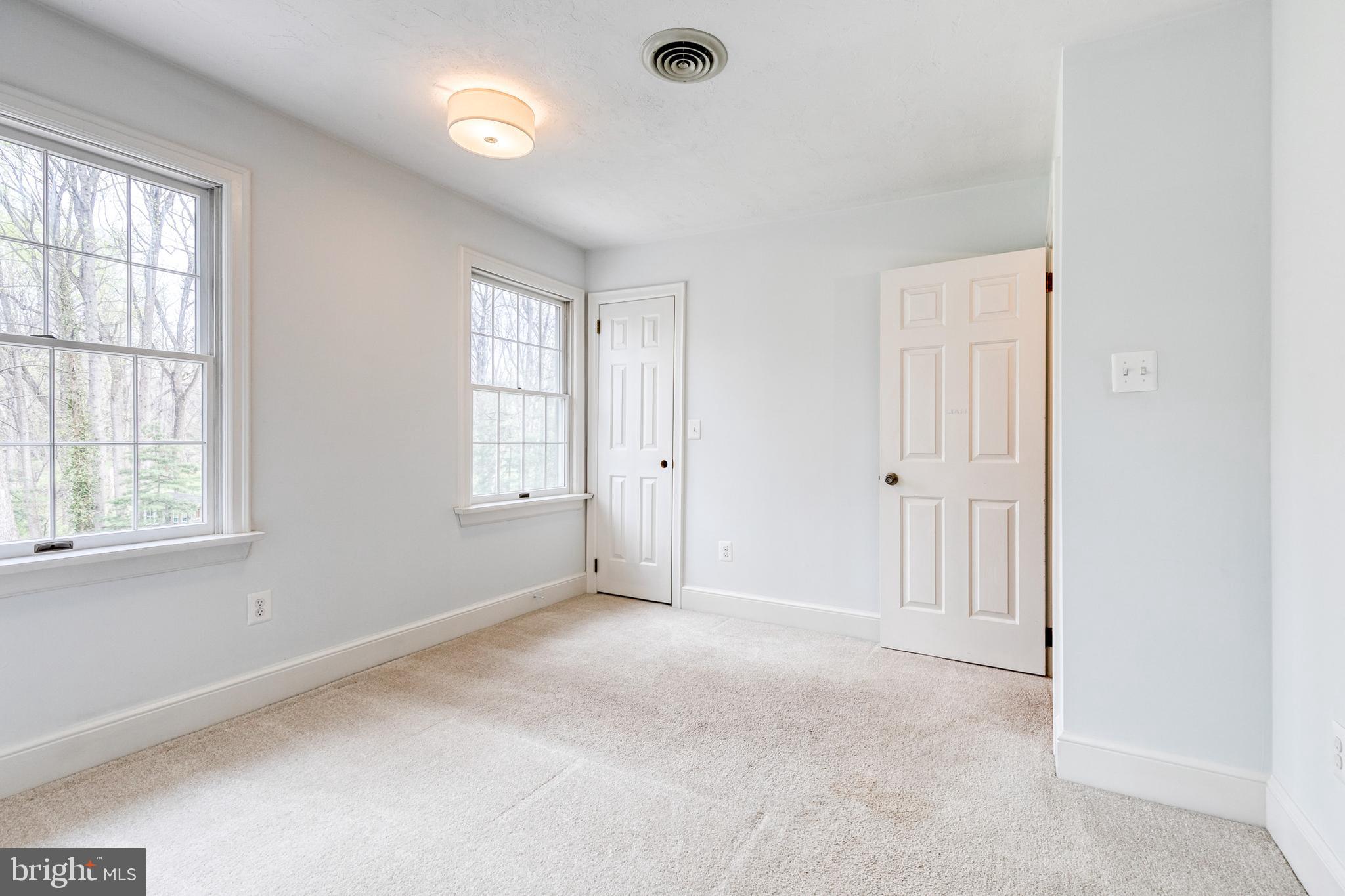 FOREST HILL - Residential