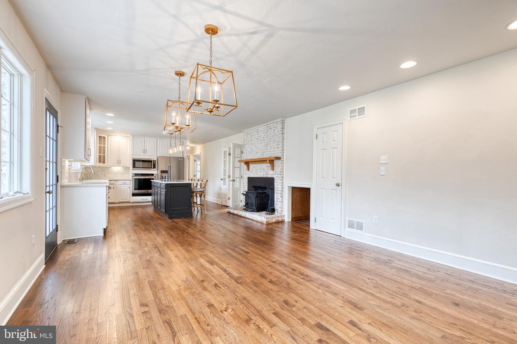 FOREST HILL - Residential