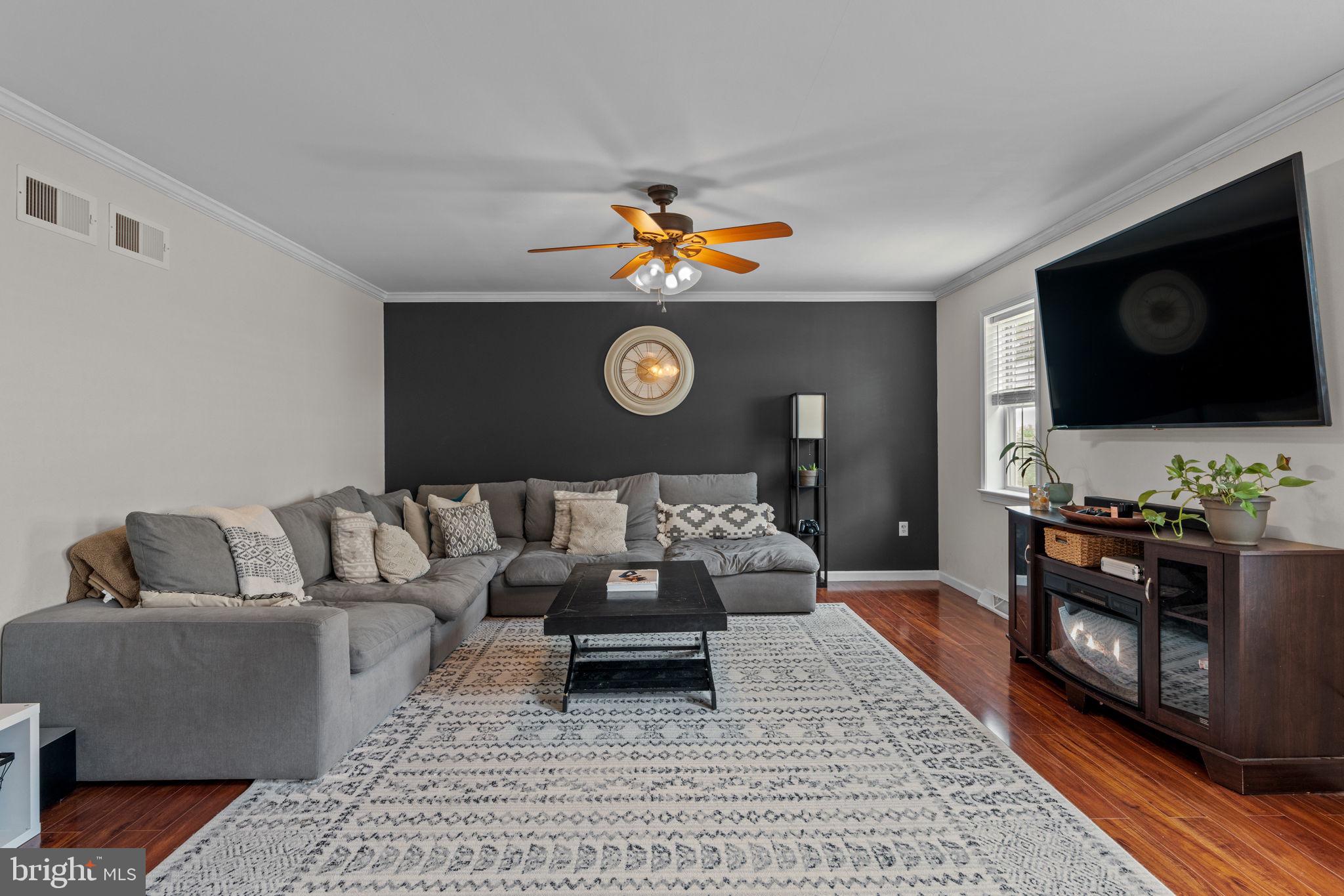 CHATHAM CREEK - Residential