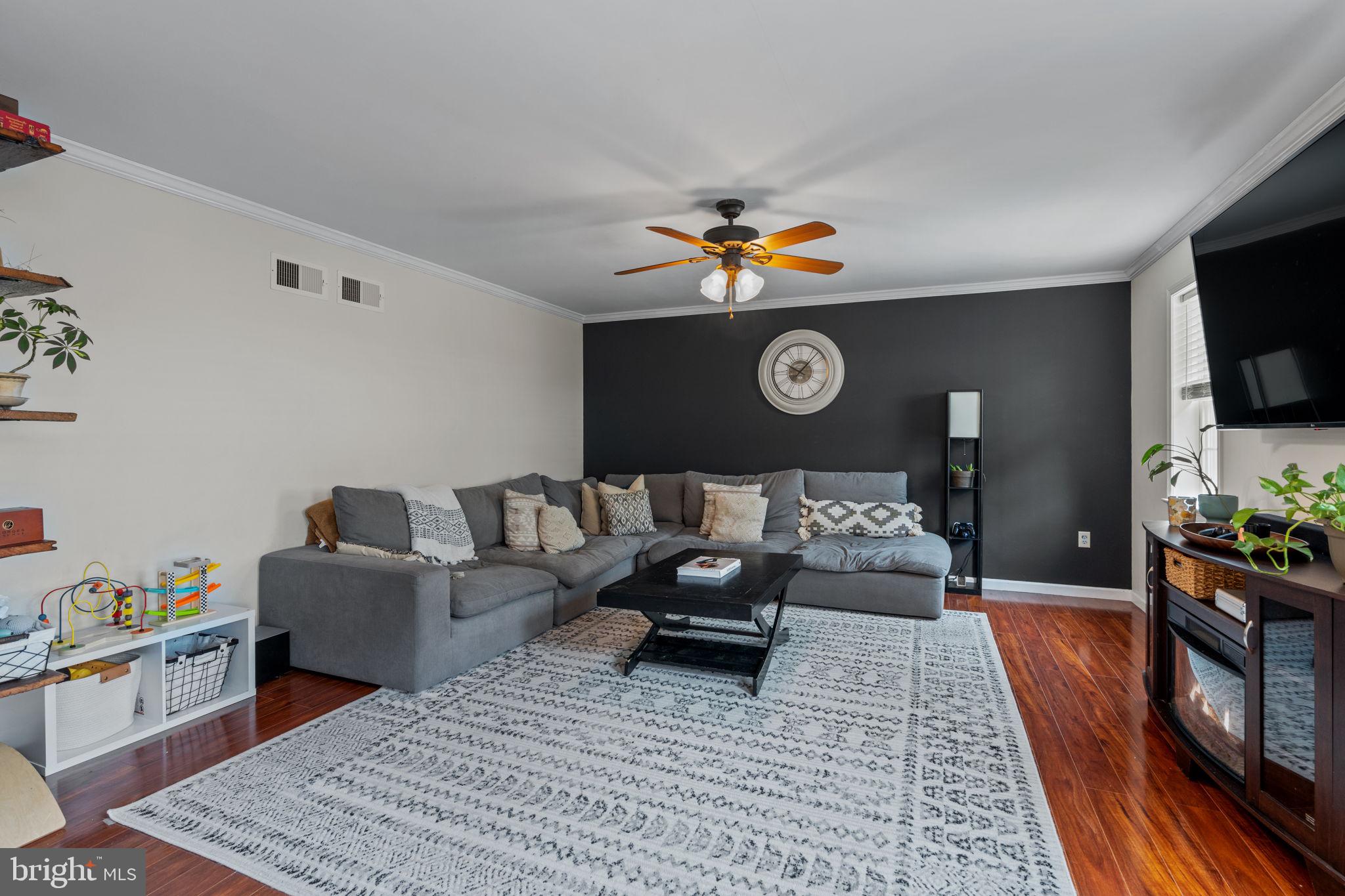 CHATHAM CREEK - Residential