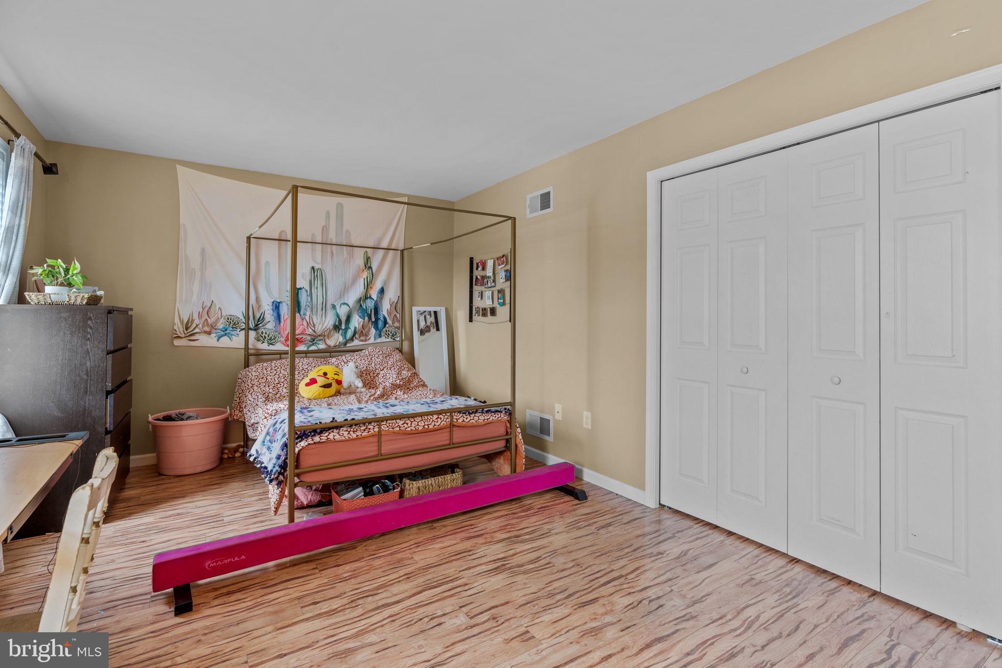 CHATHAM CREEK - Residential