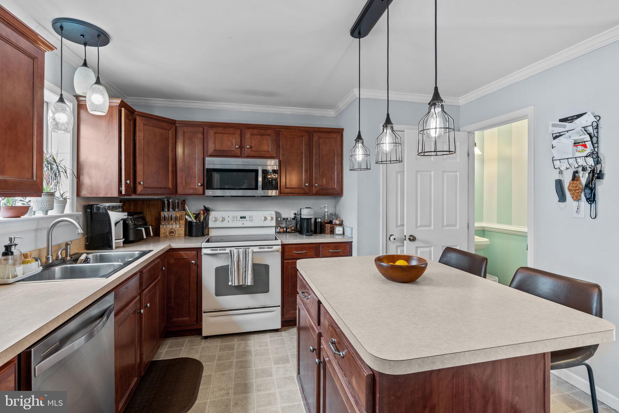 CHATHAM CREEK - Residential