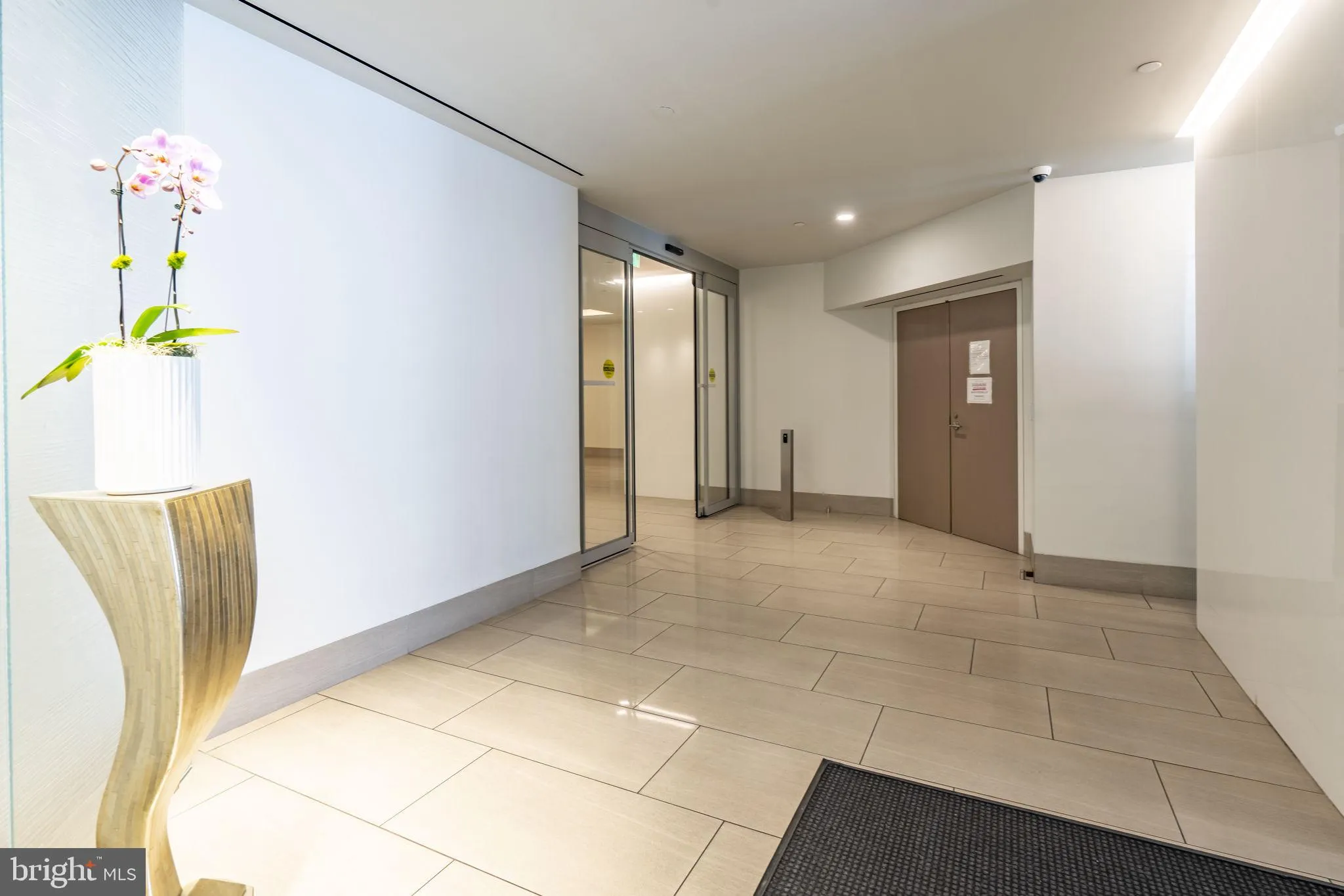 Philadelphia, Pennsylvania 19103, United States, 1 Bedroom Bedrooms, ,1 BathroomBathrooms,Residential,Active,225911