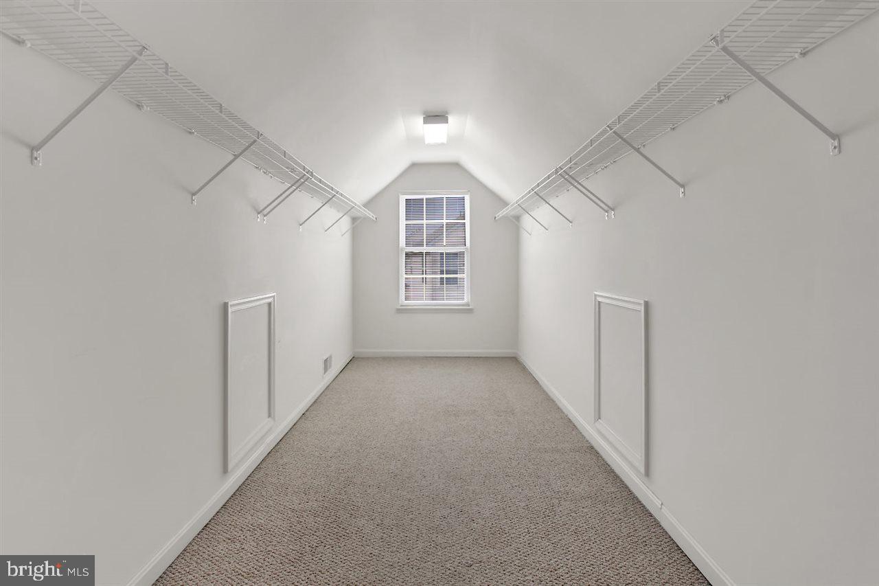 RAINTREE - Residential