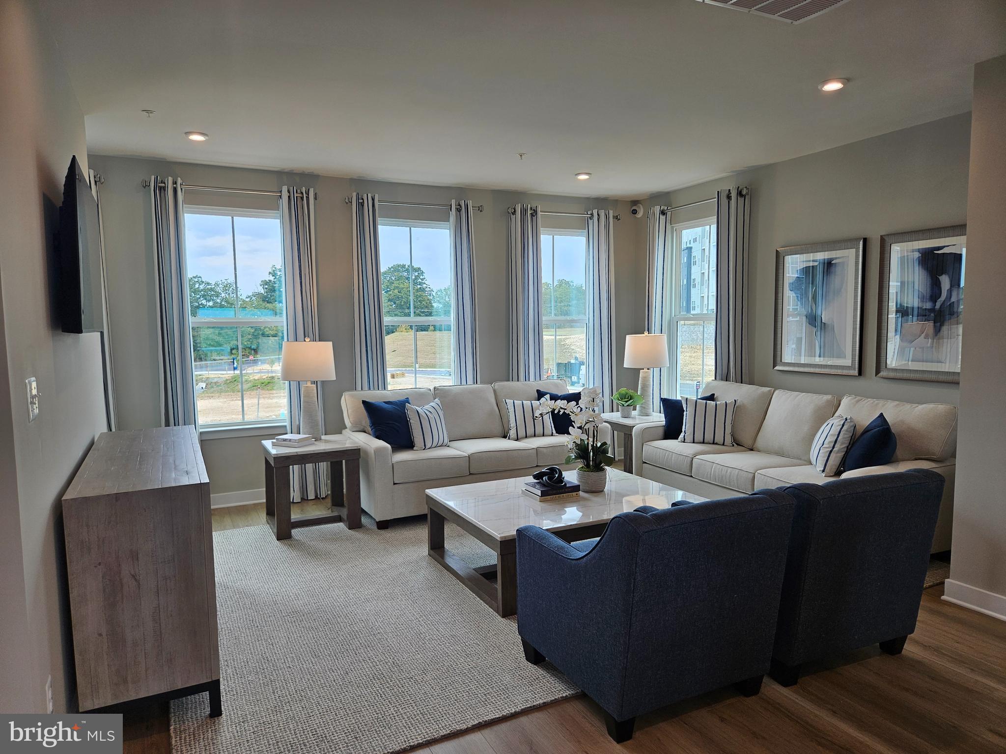 EAST PENNSBORO - Residential