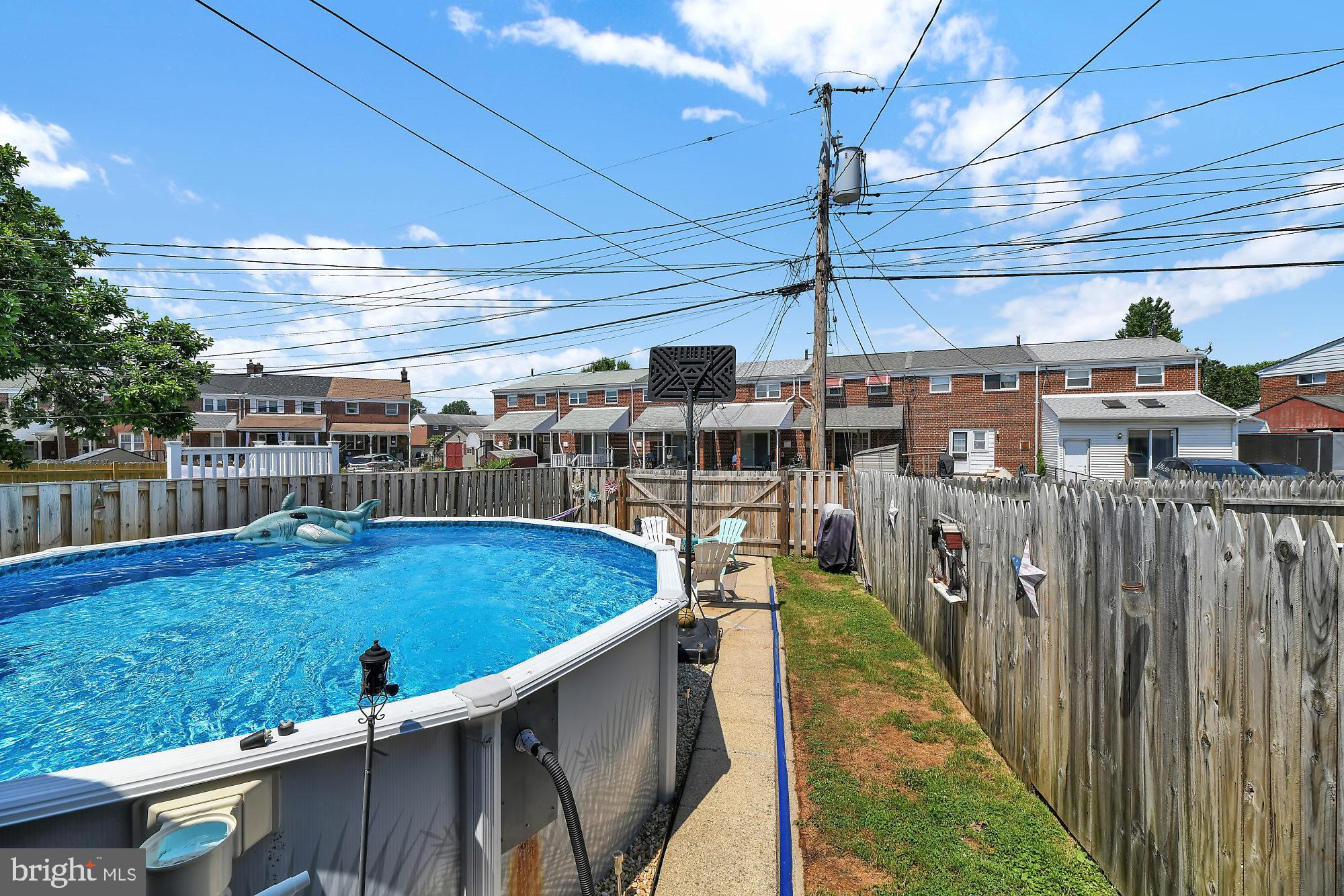 CHARLESMONT - Residential