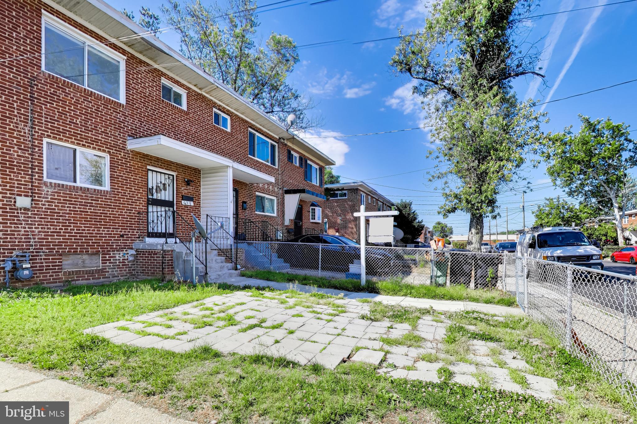 OXON HILL - Residential