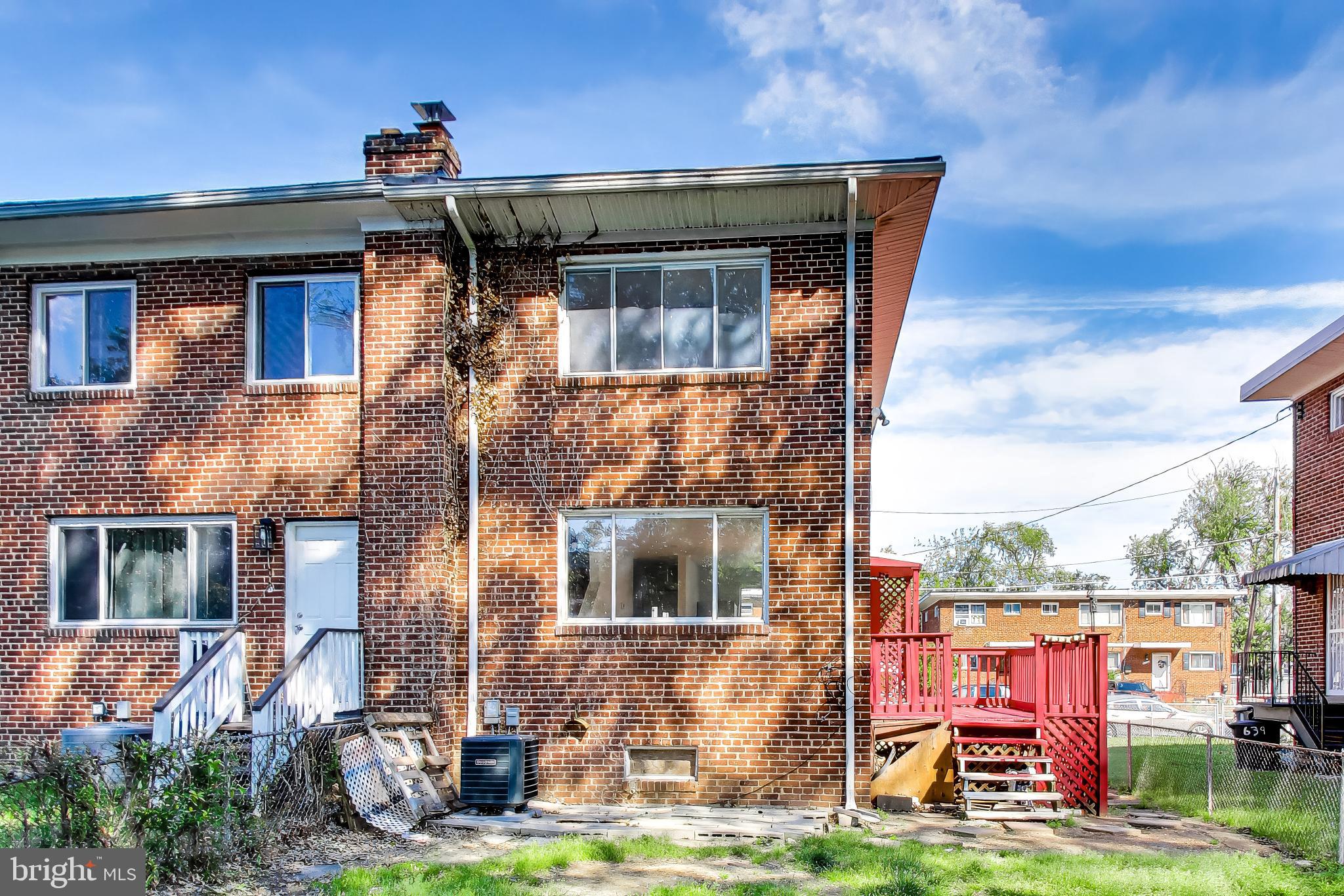 OXON HILL - Residential