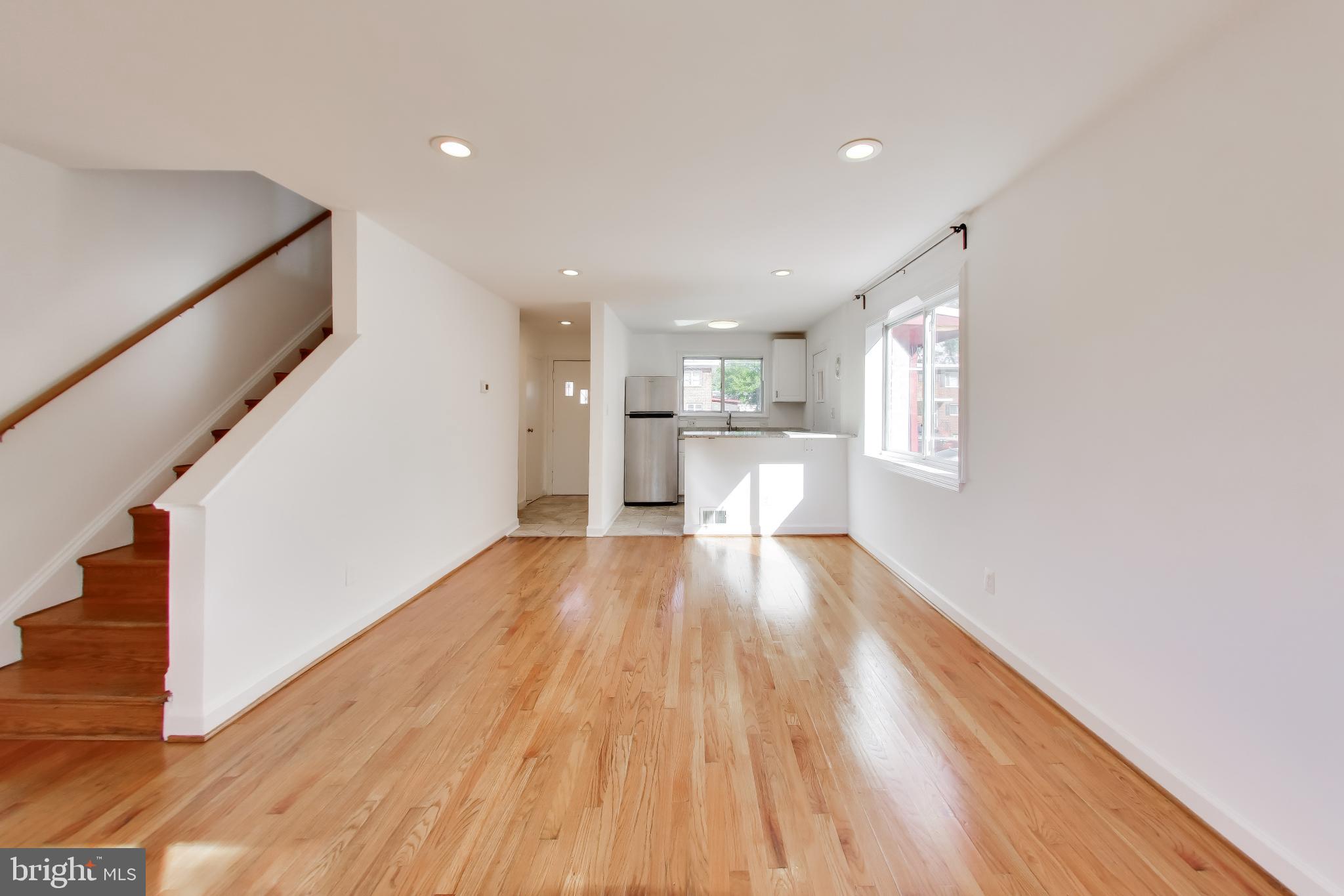 OXON HILL - Residential