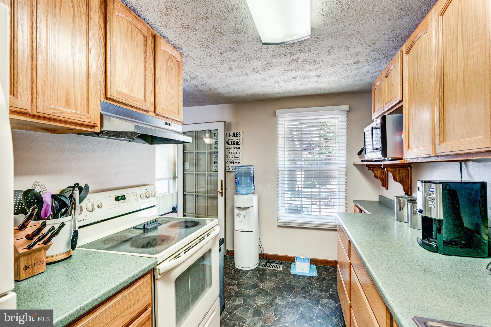 HILLTOP - Residential