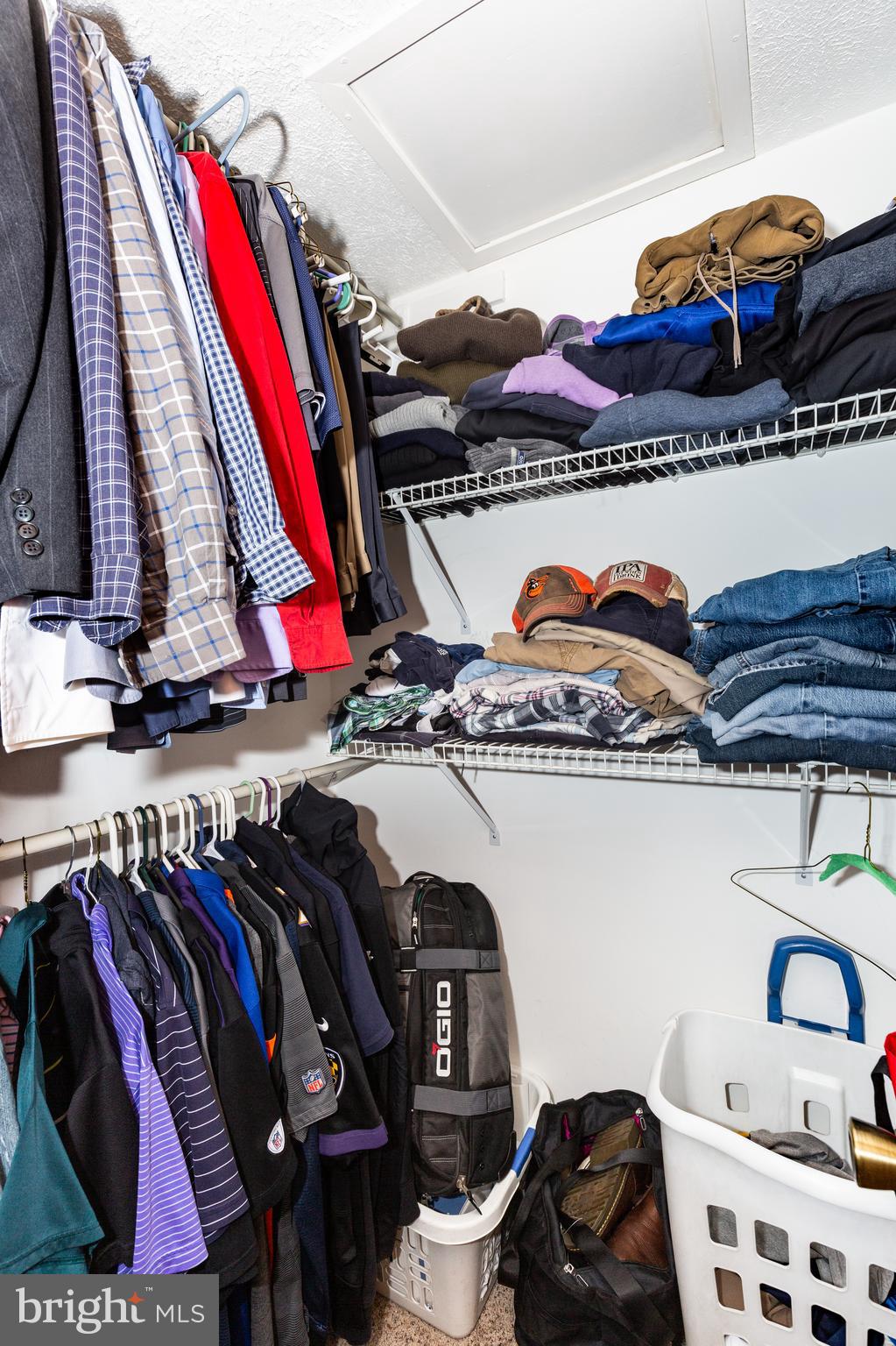 HILLTOP - Residential