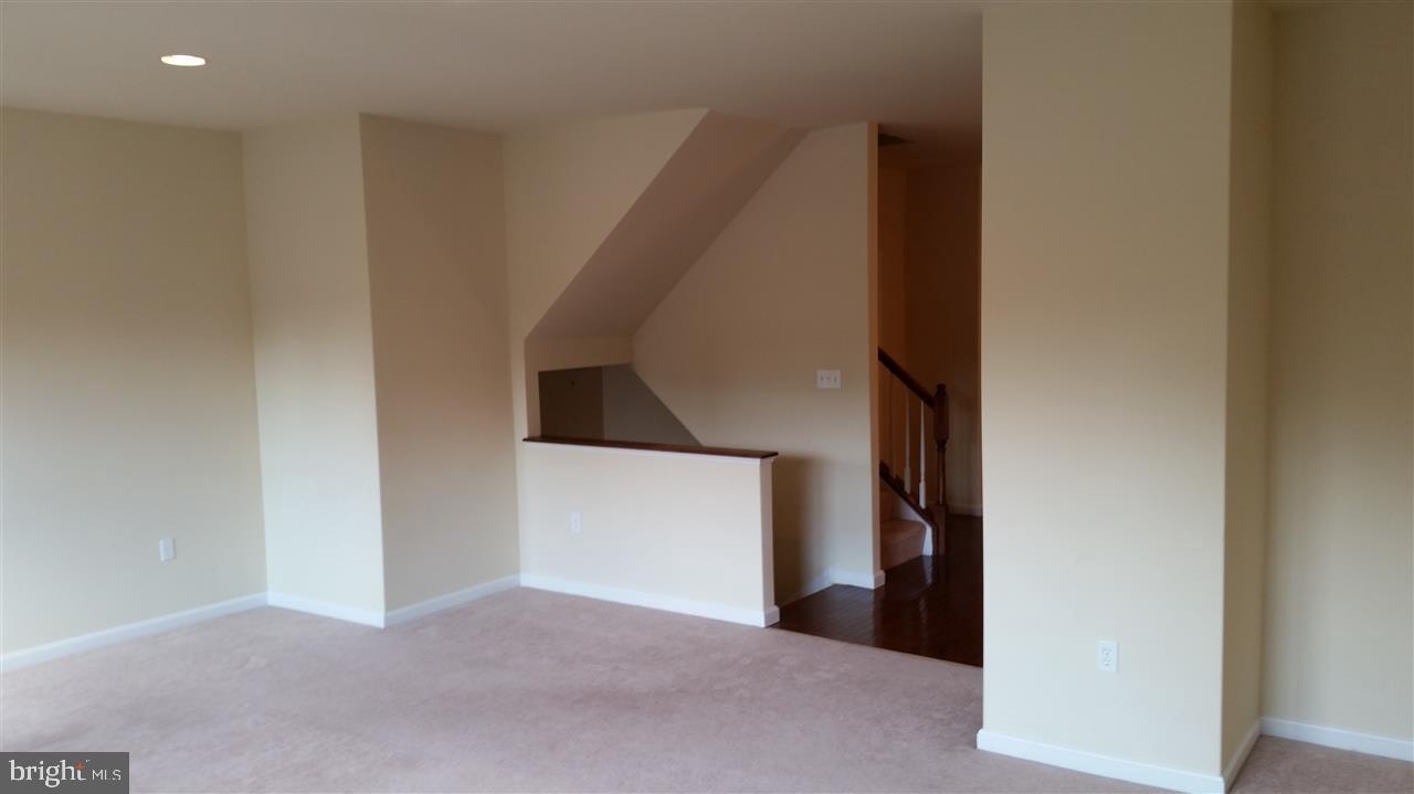 MONTICELLO HEIGHTS - Residential