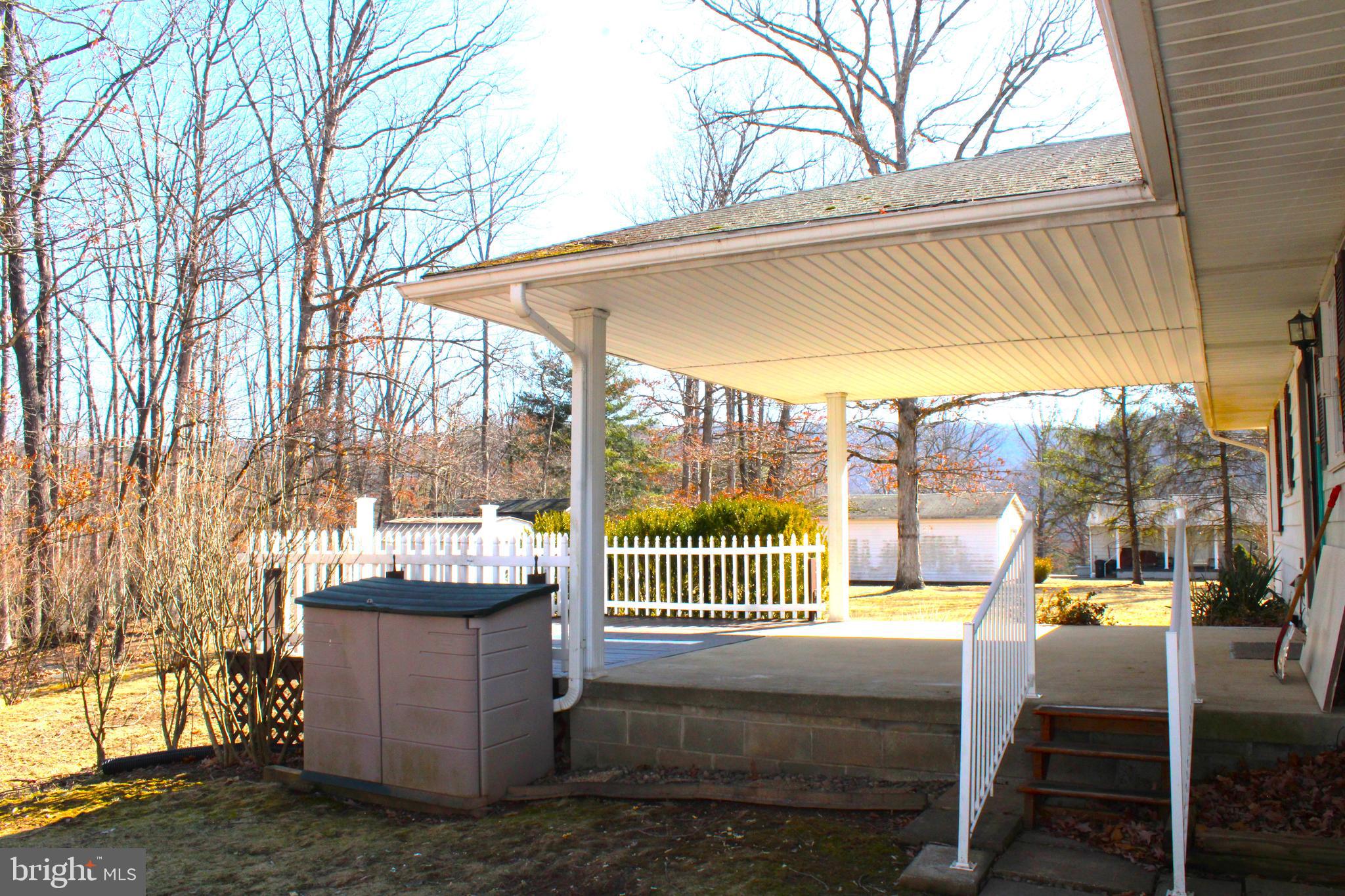 NEW  CREEK - Residential