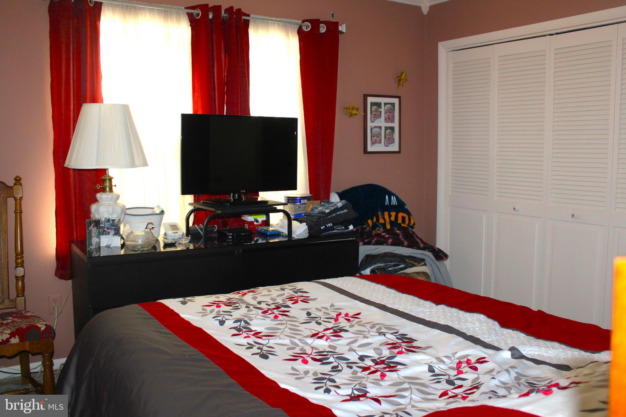 NEW  CREEK - Residential