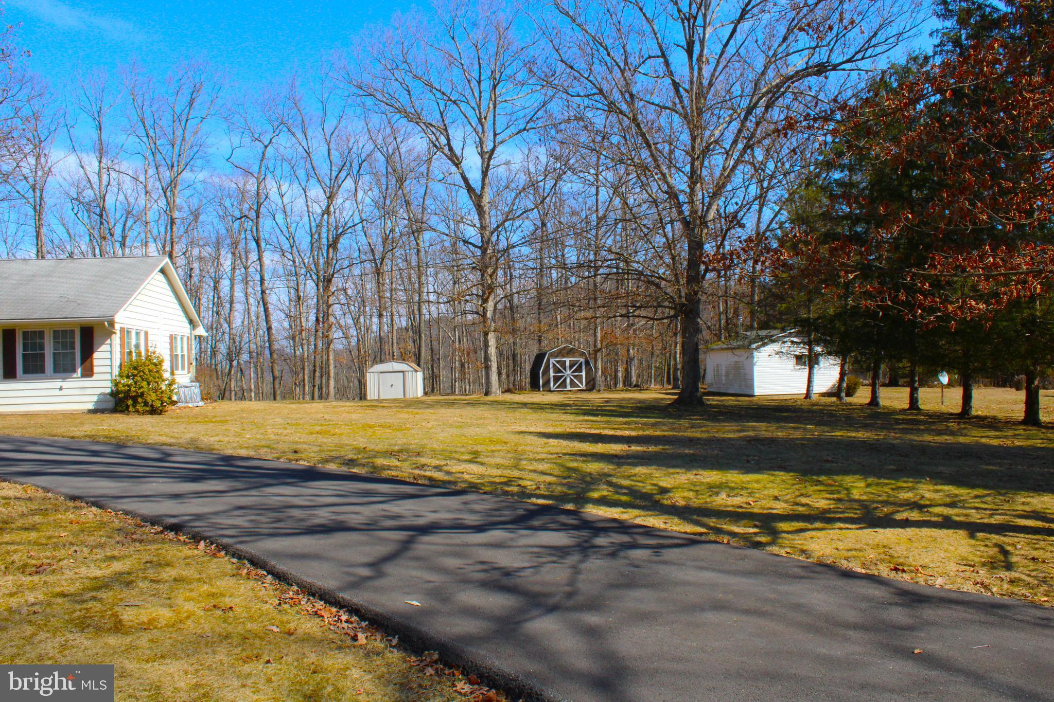 NEW  CREEK - Residential