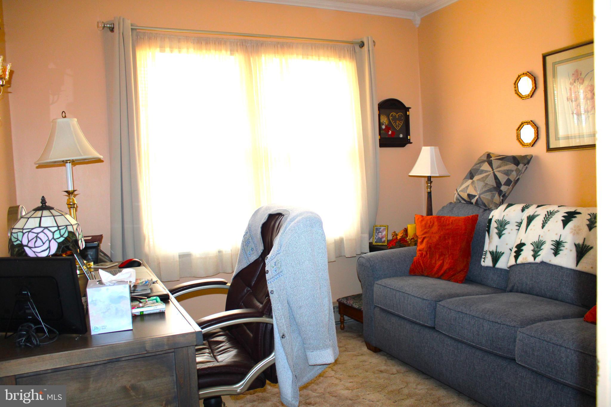 NEW  CREEK - Residential