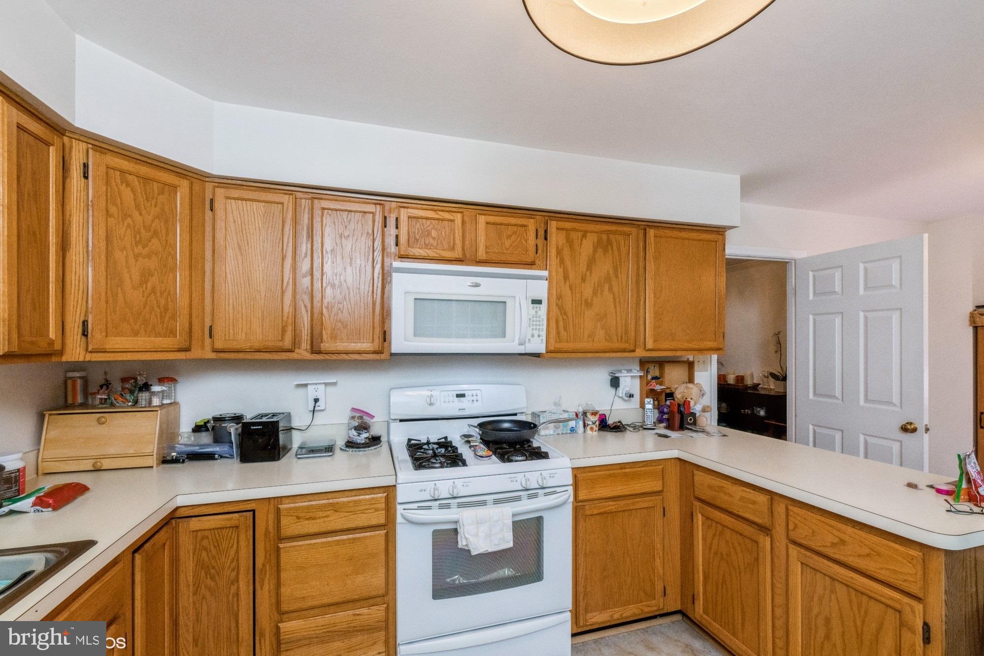 MIRROR RIDGE - Residential