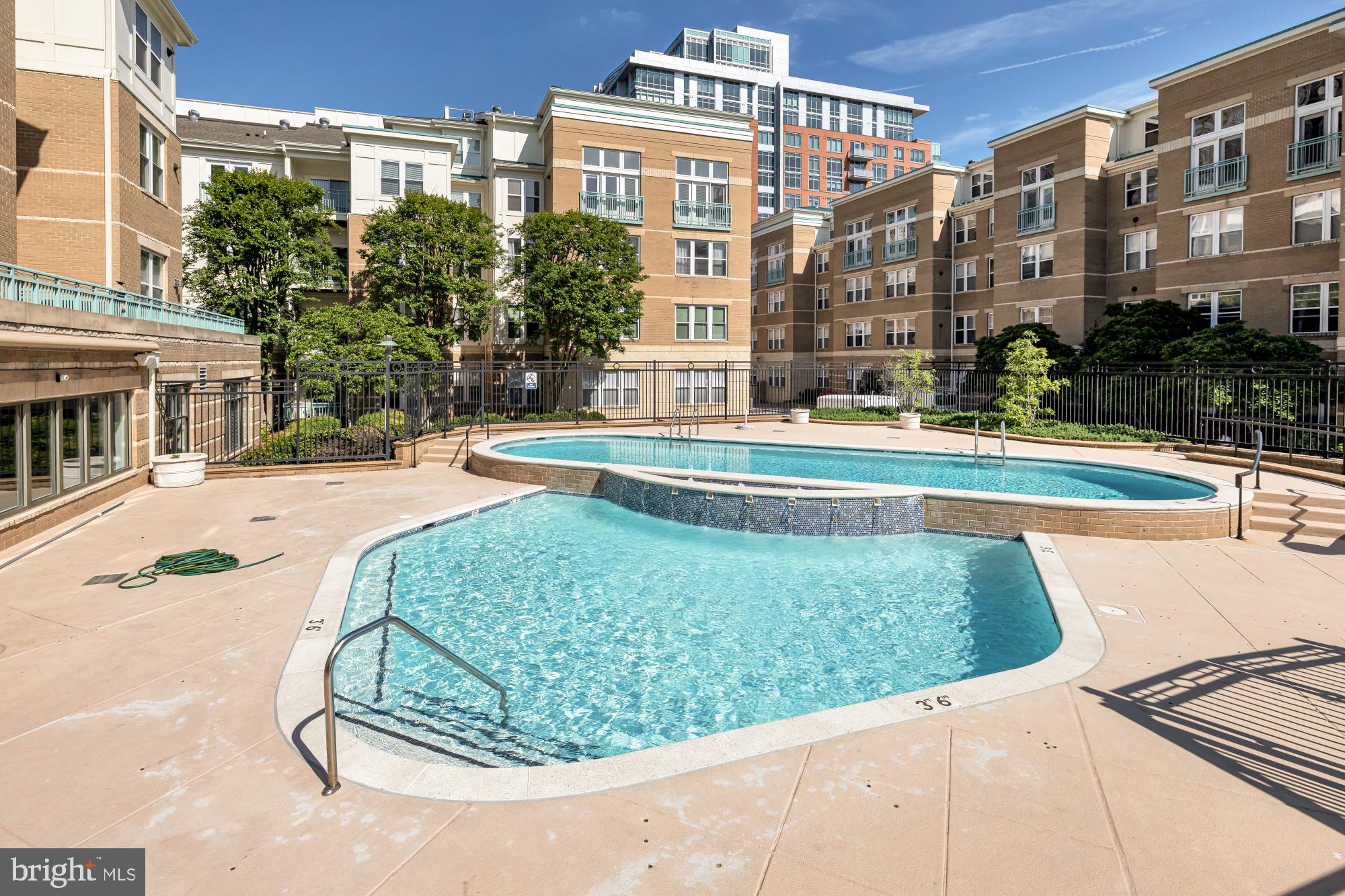 MARKET STREET AT TOWN CENTER - Residential