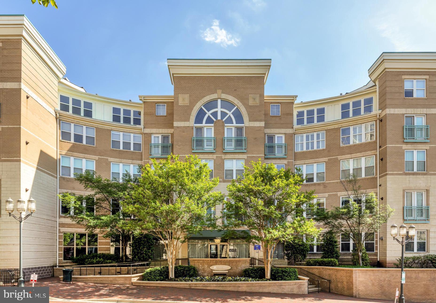 MARKET STREET AT TOWN CENTER - Residential