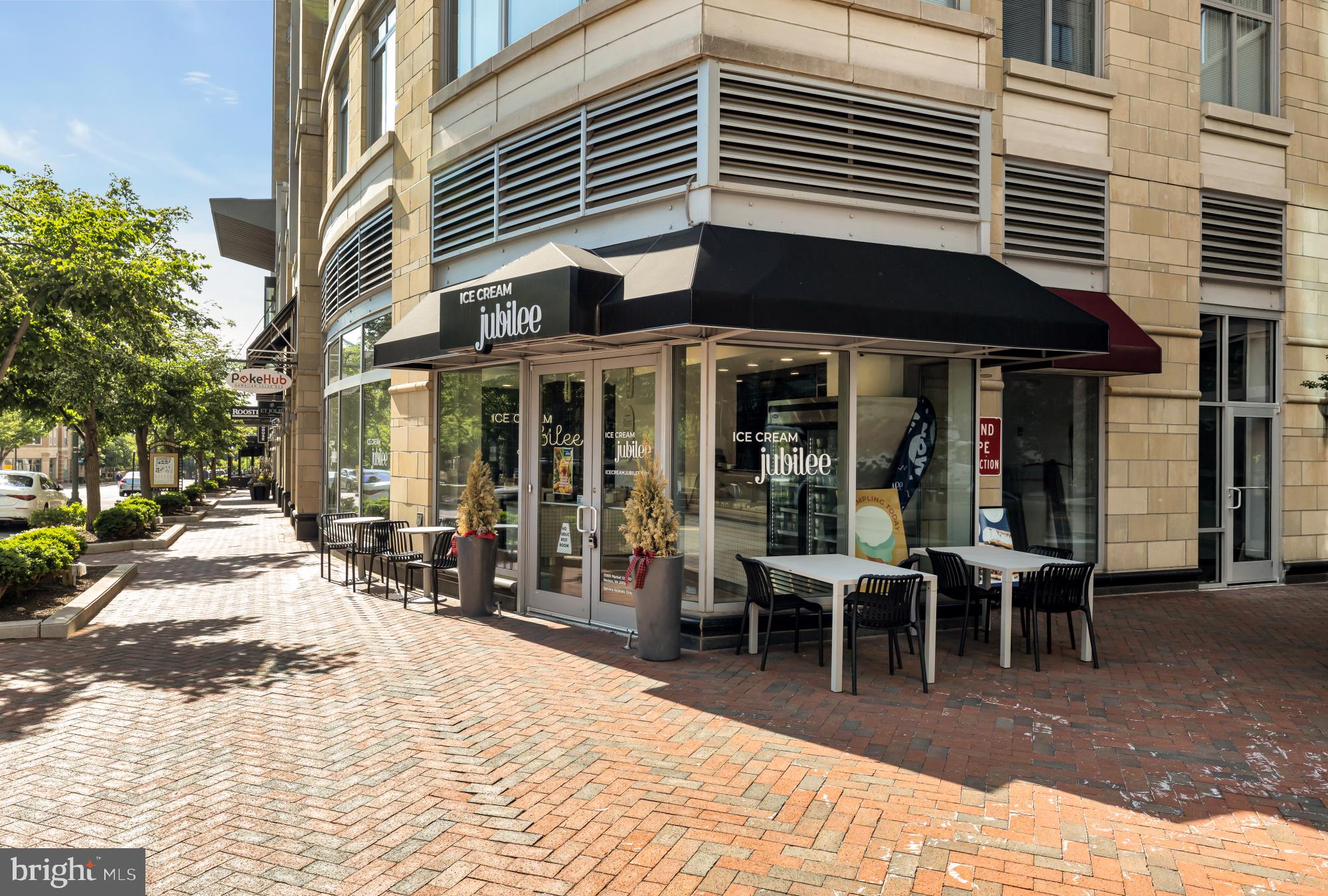 MARKET STREET AT TOWN CENTER - Residential