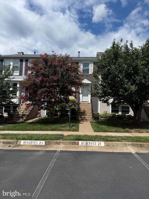 Photo of 1741 Sundance Drive, RESTON, VA 20194 (MLS # VAFX2332718)