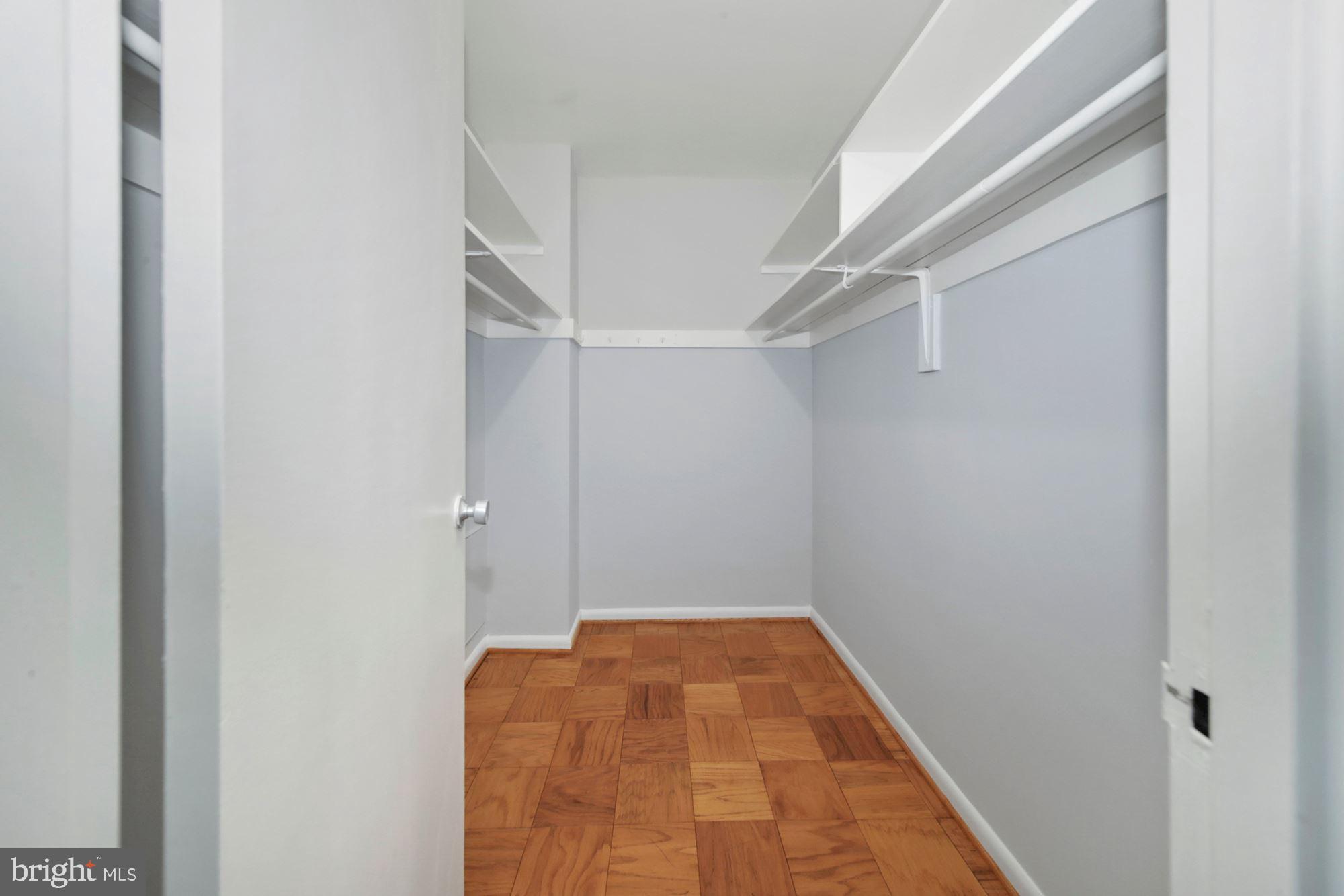 THE KENWOOD - Residential